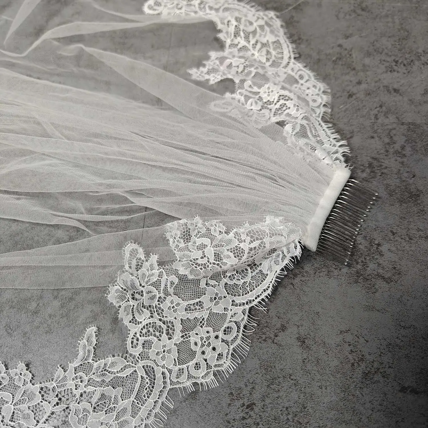 Customized Eyelash Lace Veil, 2m/2.5m/3m Wedding Veil with Comb, 1.5m Width Ivory Bridal Veil with Eyelash Lace