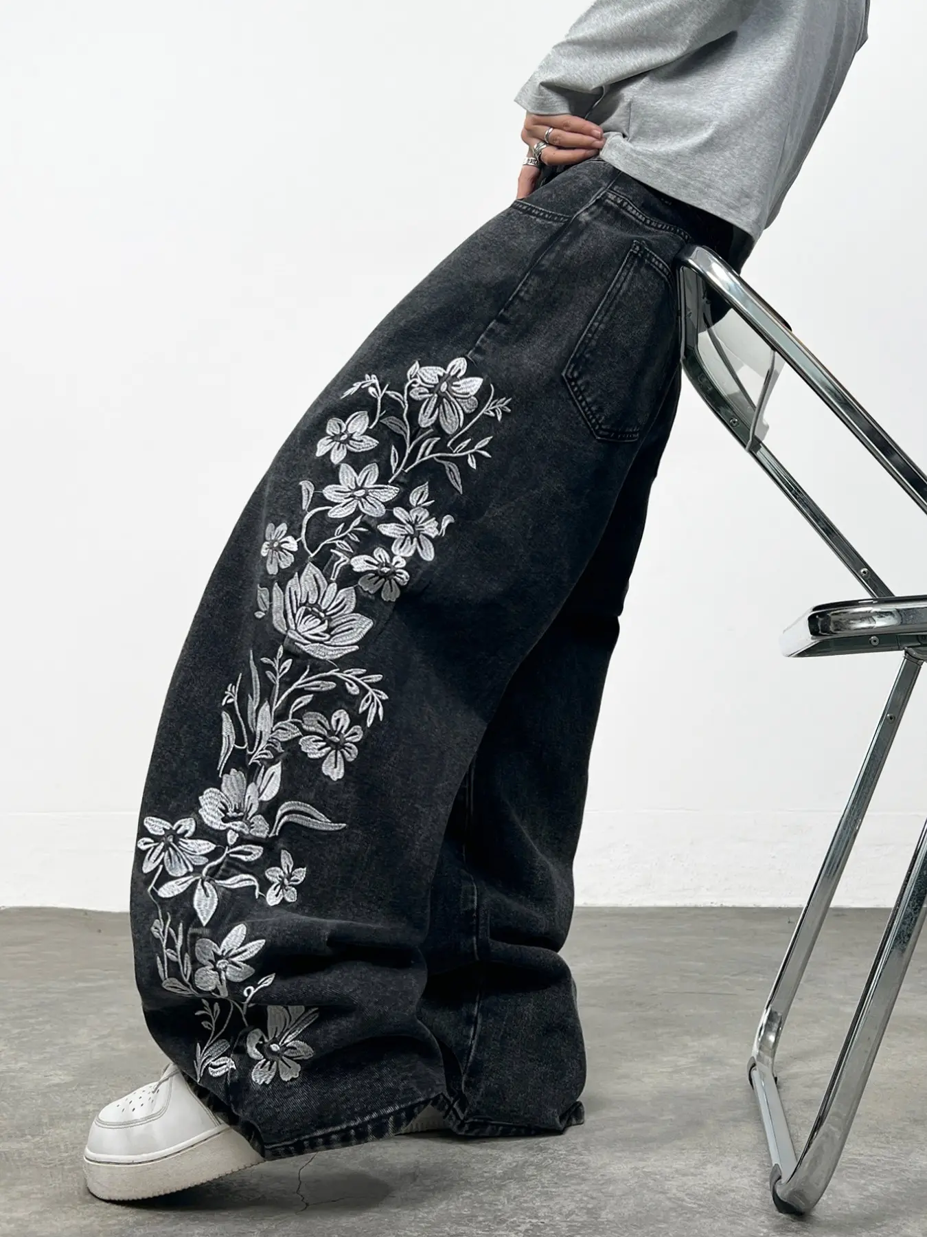 Men's Vintage Washed Embroidered Casual Jeans, Y2K Street Style Loose Fit Wide Leg Pants, All Season Fashion Long Trousers, Multiple Colors Available
