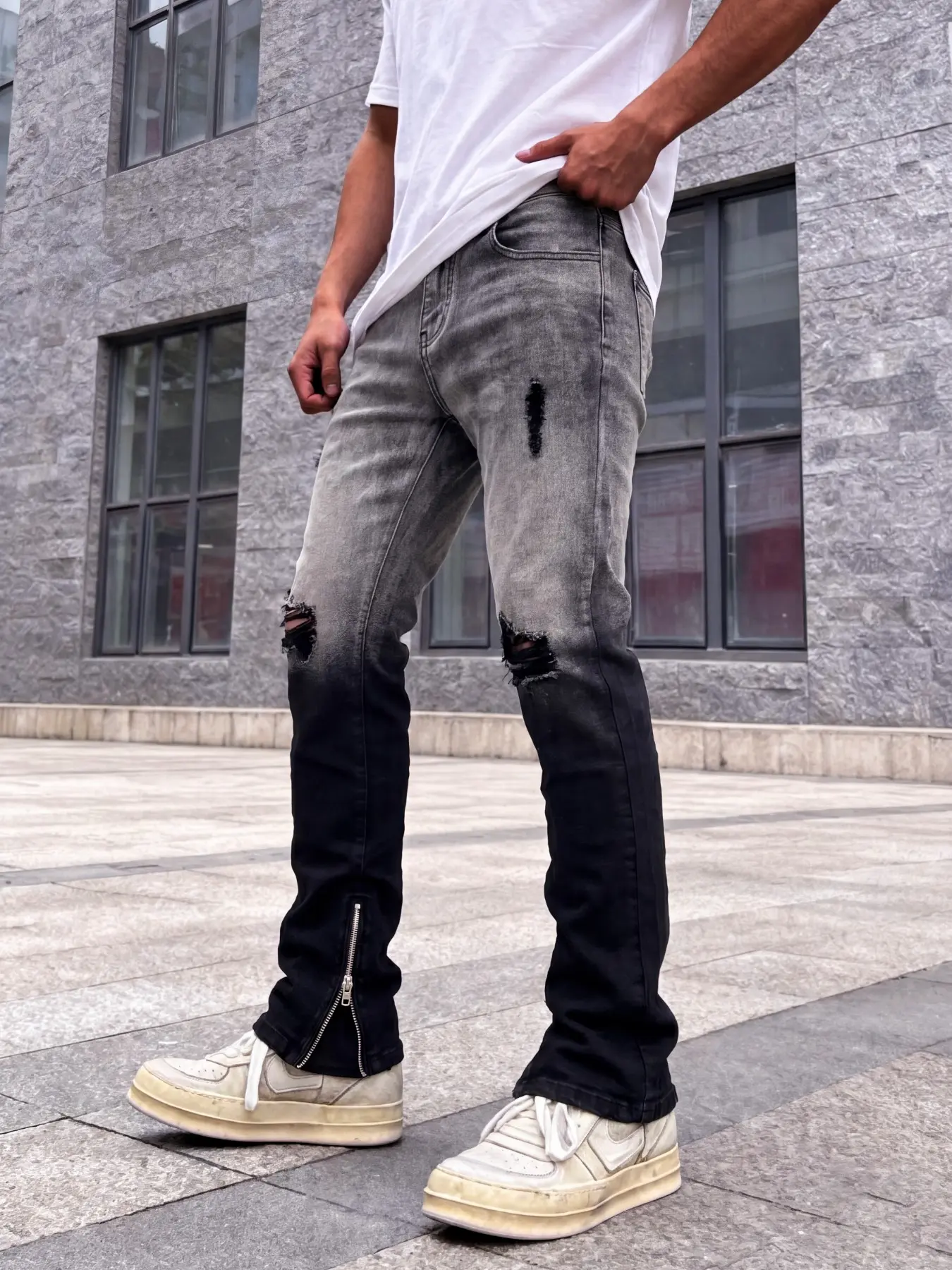 Men's Gradient Bell Bottom Jeans Pants, Slim Fit Stretch Micro Flare Denim, Ripped Knees and Zipper Cuffs, Streetwear Vintage Fashion All-Season Jeans