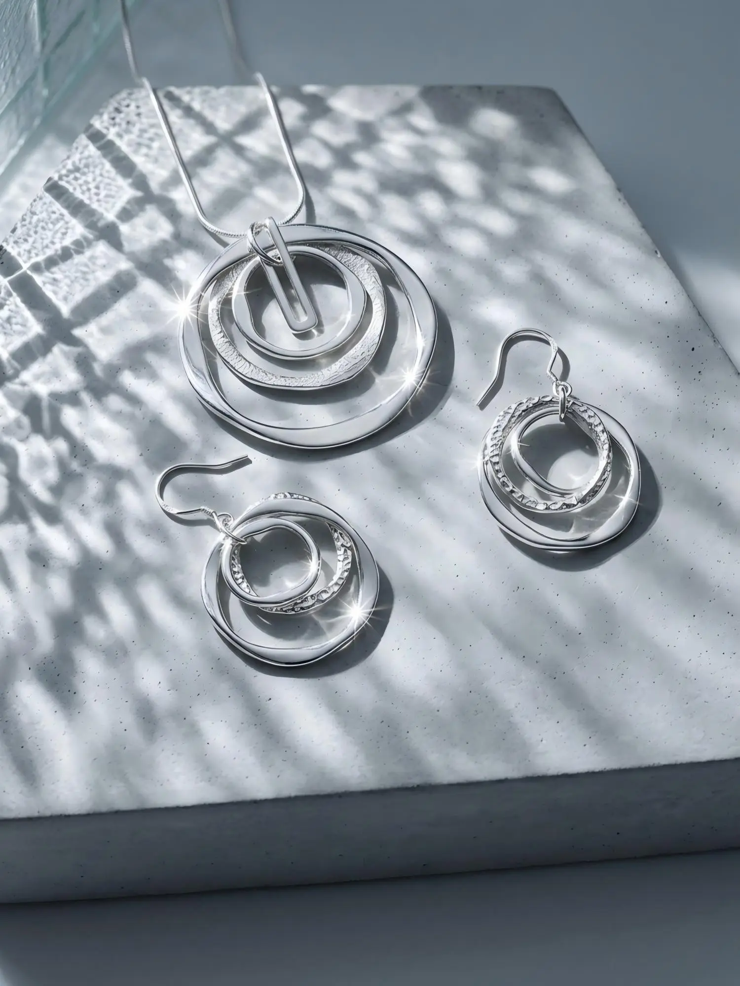 2pc Silver Jewelry Set Minimalist Interlocking Triple Circle Pendant Necklace Layered Drop Hoop Earrings Dainty Textured Geometry Accessories Birthday Easter Gift for Women Girl Sister Bestie Matching Necklaces TikTok Made Me Buy It Cute