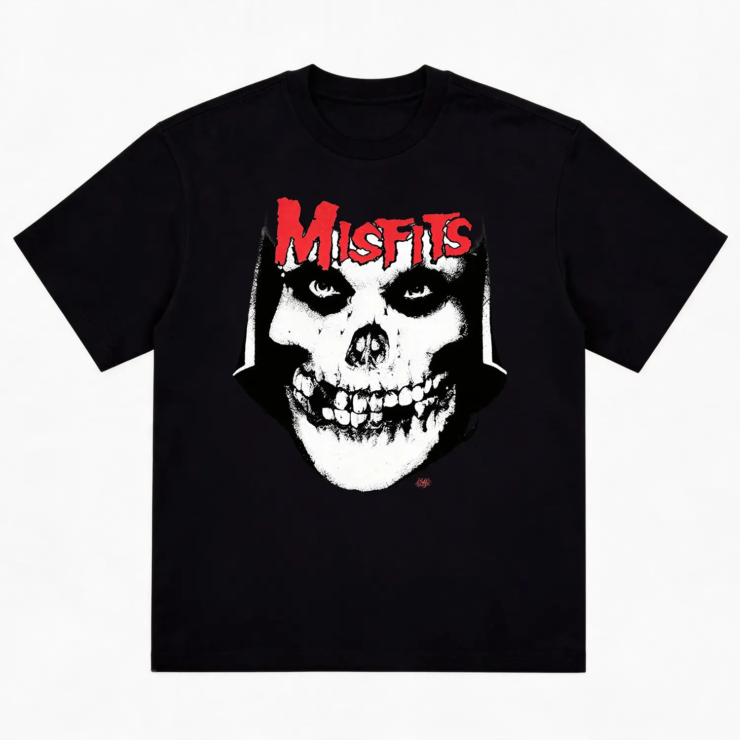 Unisex Vintage Graphic T-Shirt |   Trendy Streetwear Tee with Red 'MISFITS' & Skull Print |   Soft Cotton Casual Short Sleeve Top |   Men's Summer Graphic Shirt