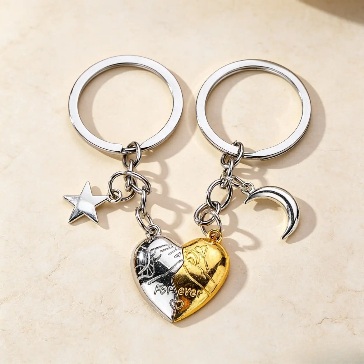 Forever Split Heart Couple Keychain Set, Star & Moon Charm Matching Key Rings, Engraved Half‑Heart Metal Keychain For Lovers Best Friends Sentimental Relationship Gift