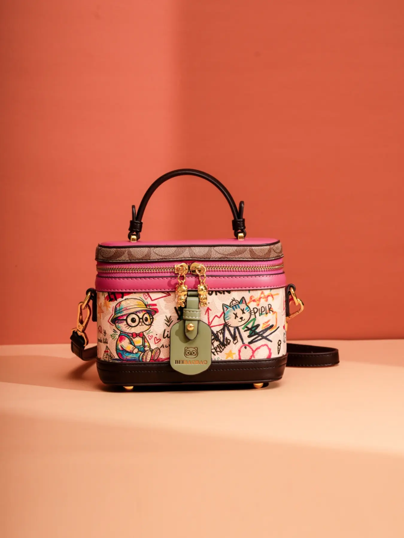 Women Colorful Graffiti Cartoon Cat Mini Box Trunk Handbag, Cute Printed Small Makeup Case Bag with Top Handle & Detachable Adjustable Crossbody Strap, Vintage Fashion Shoulder Purse for Daily Travel Party