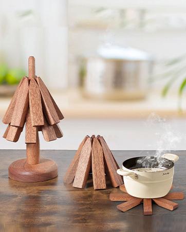 THE WELL KEPT Glass Spice Jars  Bamboo Lids - 9 Oz Small Square Storage Jars  Airtight Lids Clear Pantry Food Storage Containers Glass Canister Set  Labels for Kitchen Coffee Sugar Flour(Set Of 10)