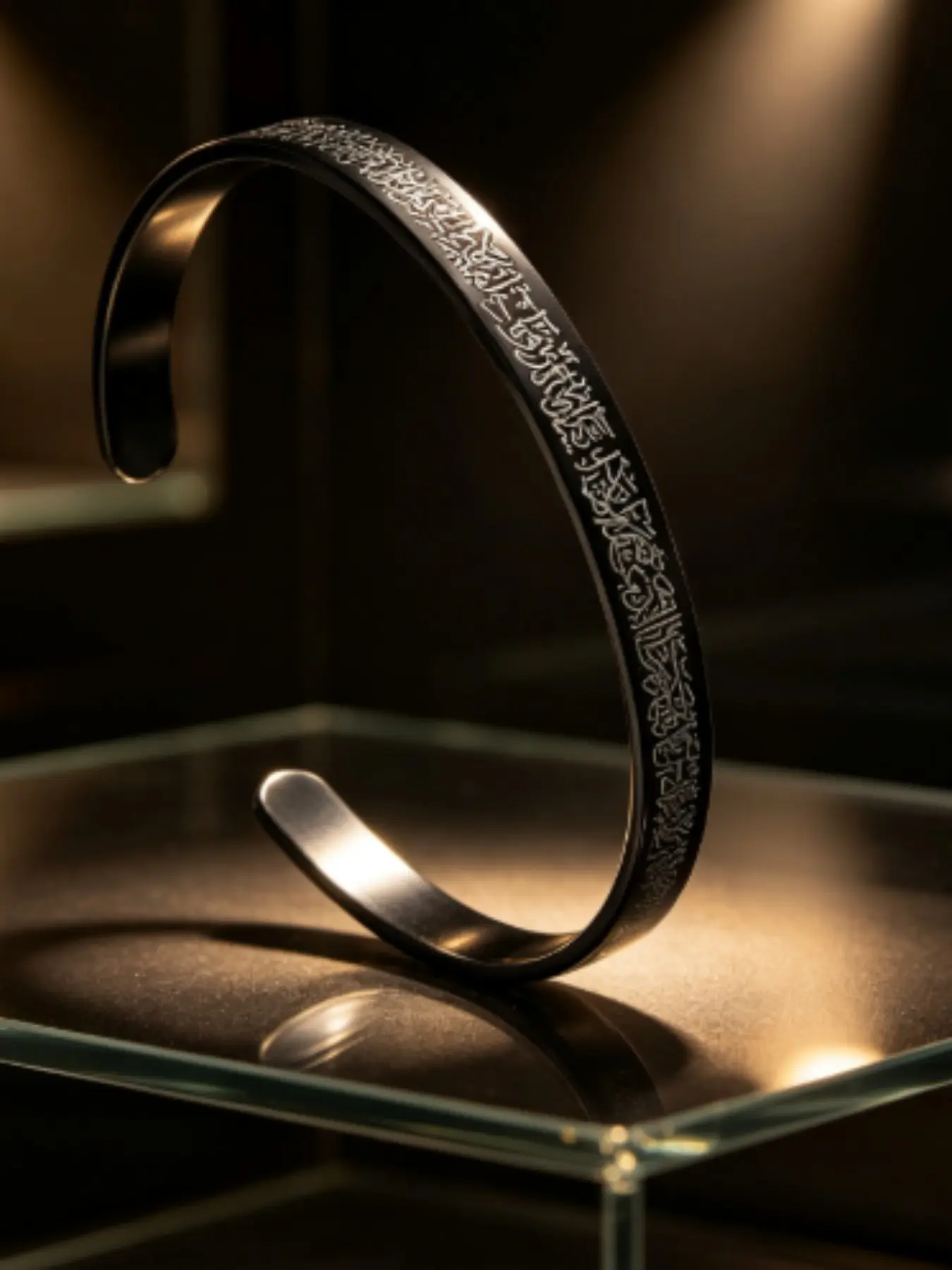 Ayatul Kursi C-Type Open Titanium Steel Bracelet, Arabic Stainless Steel Wristband, Non-Fading, Fashionable Jewelry Accessory