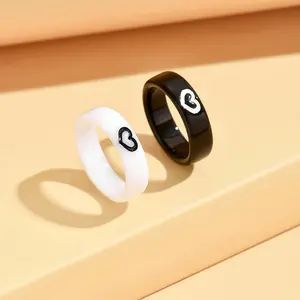 2pcs Acrylic Couple Easy Ring Closed Ring Heart Plate Kq Different Styles And Colors Suitable for Men And Women Daily Wear Couple Style
