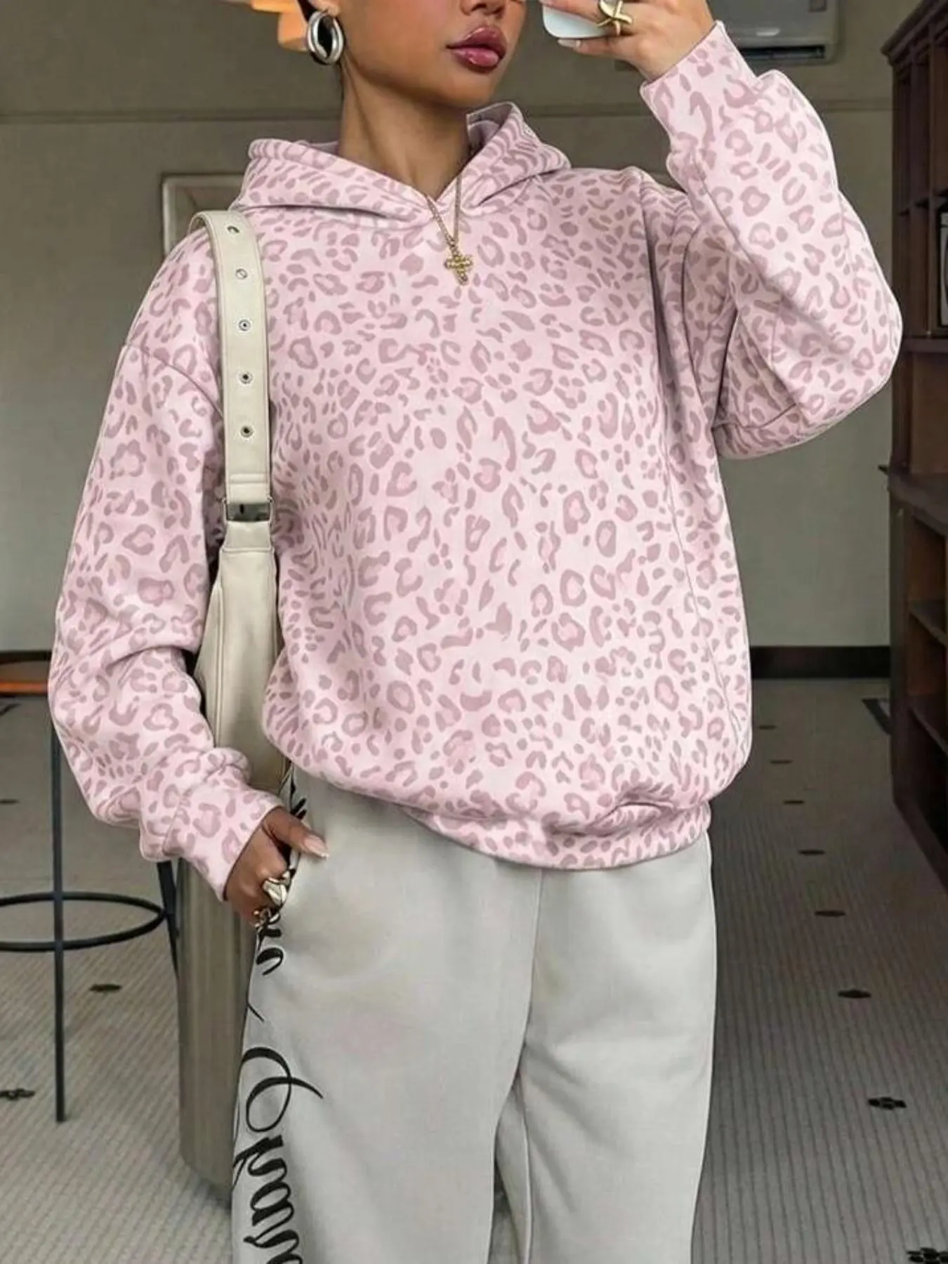 Women's Leopard Print Hoodie, Loose Fit Long Sleeve Casual Pullover, Streetwear Sporty Top, Comfortable Drawstring Design, Fall Fashion