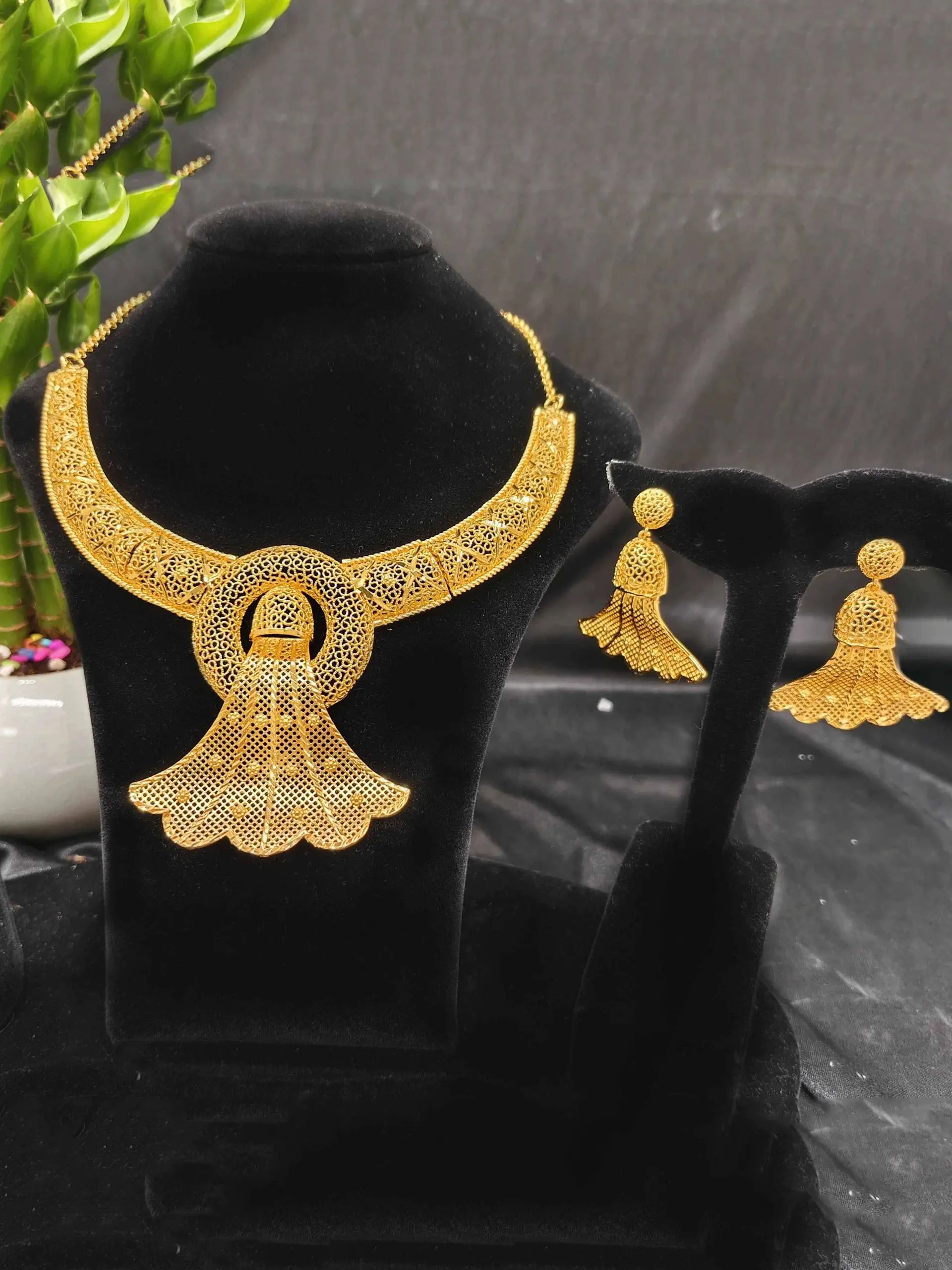 24k Arabic Style Luxury Women's Necklace Earrings Set, Classic Vintage Jewelry, Perfect for Wedding Bridesmaids