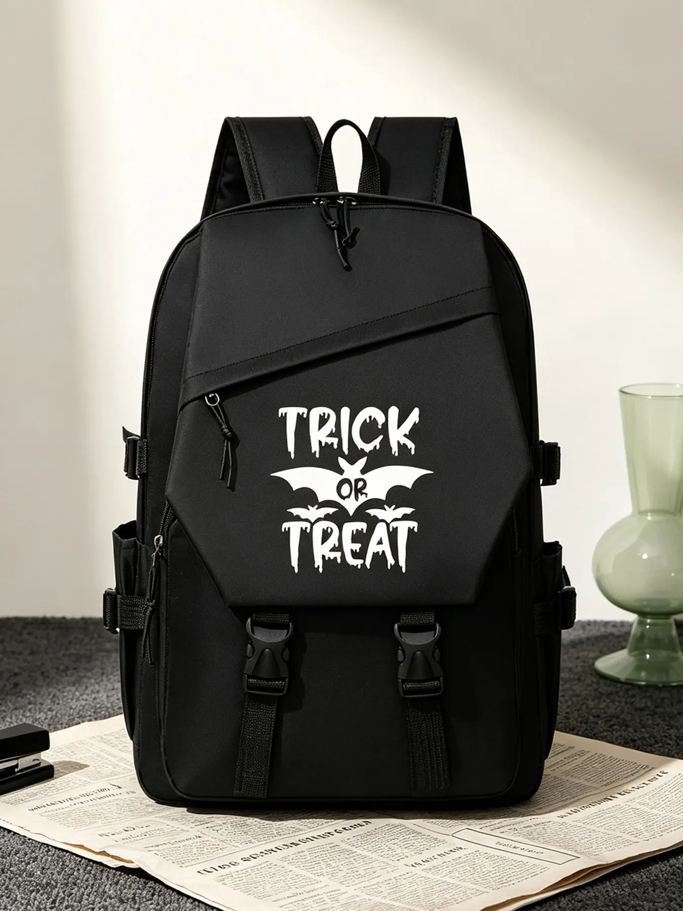 Batman Pattern Backpack for Men, Large Capacity Computer Bag, Preppy Style, All Seasons, Ideal for Students and Office Workers