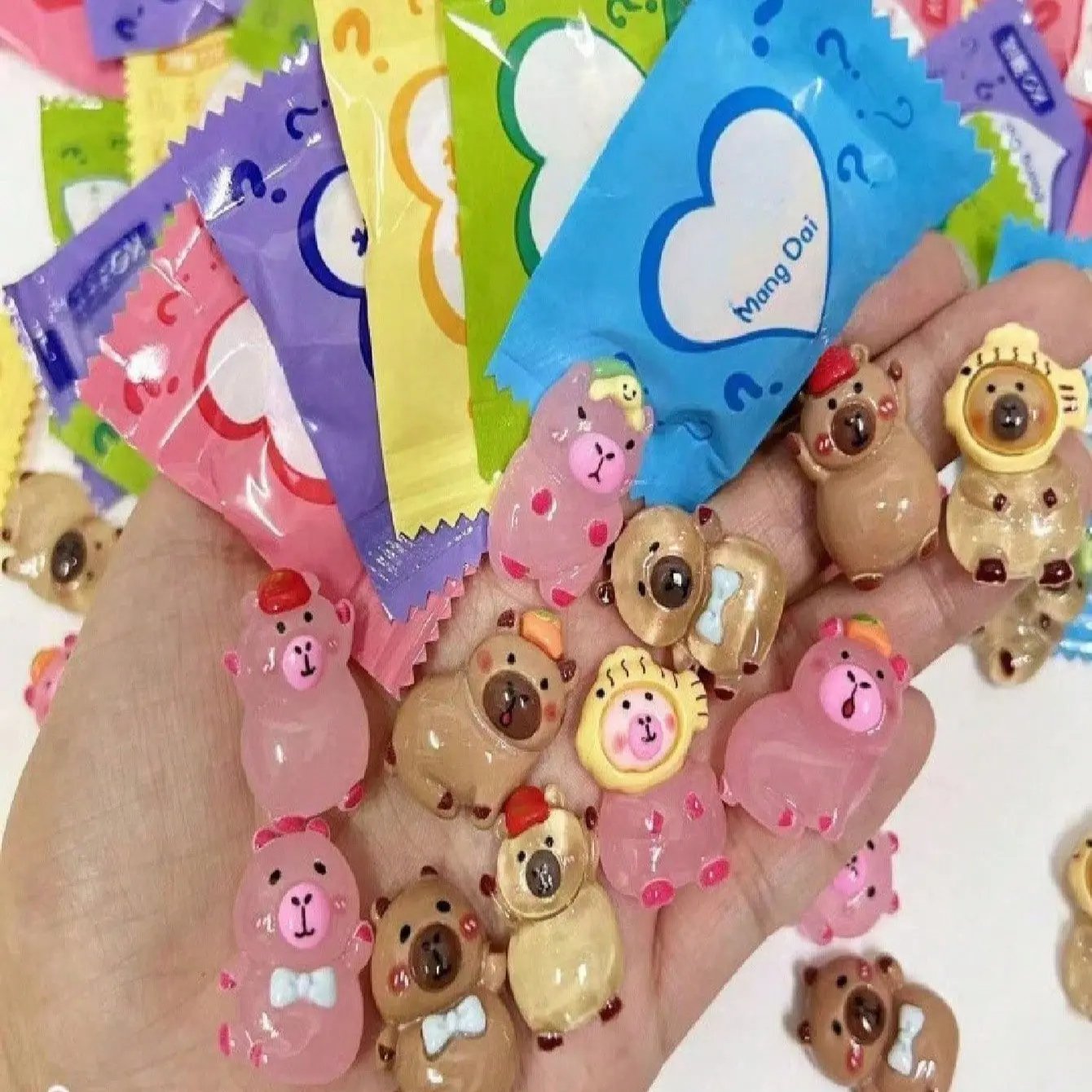 52 Mini Capybara Statues, Resin Animal Figurines, DIY Craft Kits, Party Gifts, Birthday Presents, Desktop Decorations, Random Sizes