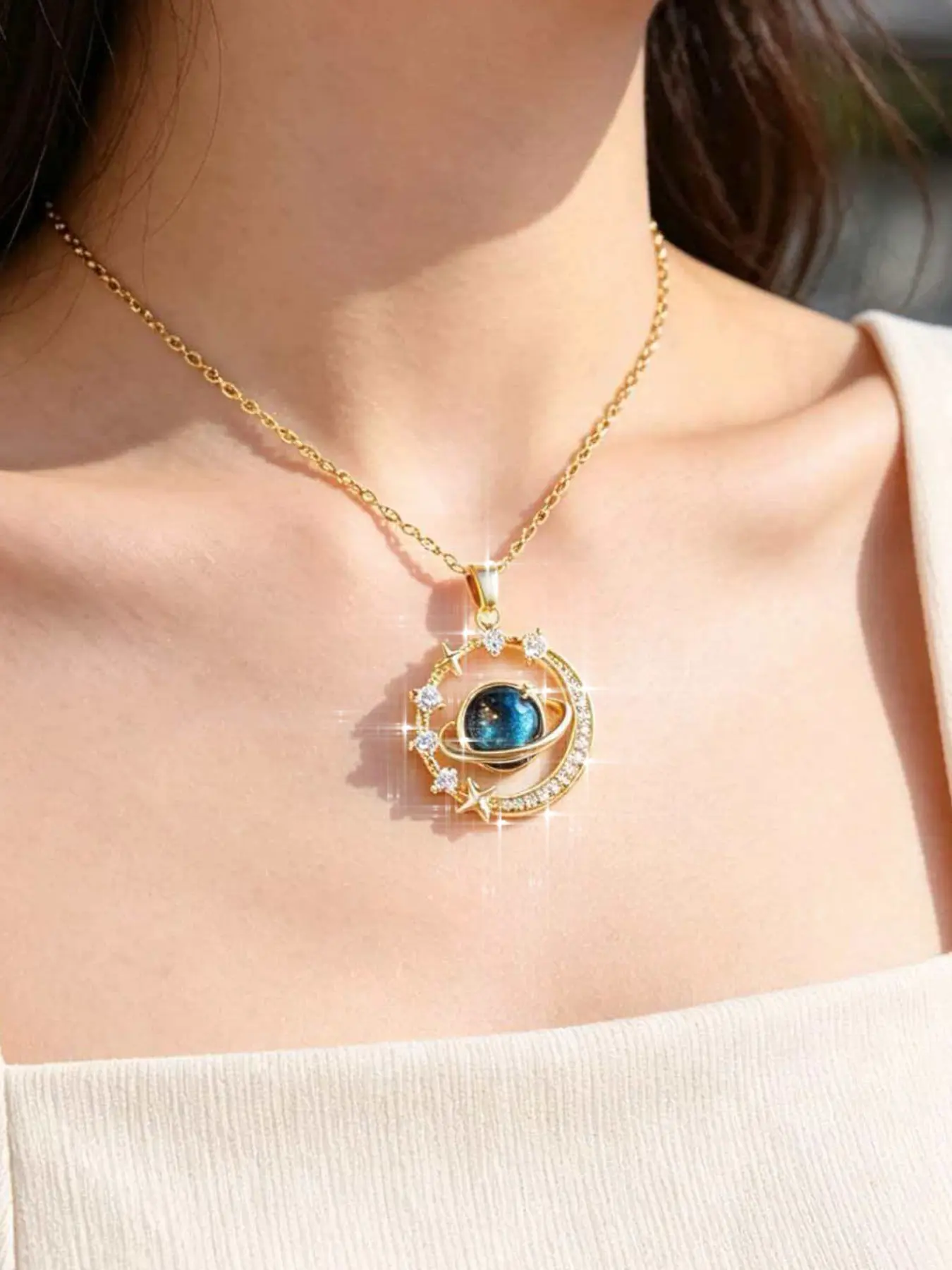 1 pcs Dreamy Cosmic Galaxy Saturn Pendant Neck Chain For Ladies Gold Tone Shiny Crystal Crescent & Star Ornament Versatile Outfit Neck Accessory Necklace Pendant Jewelry