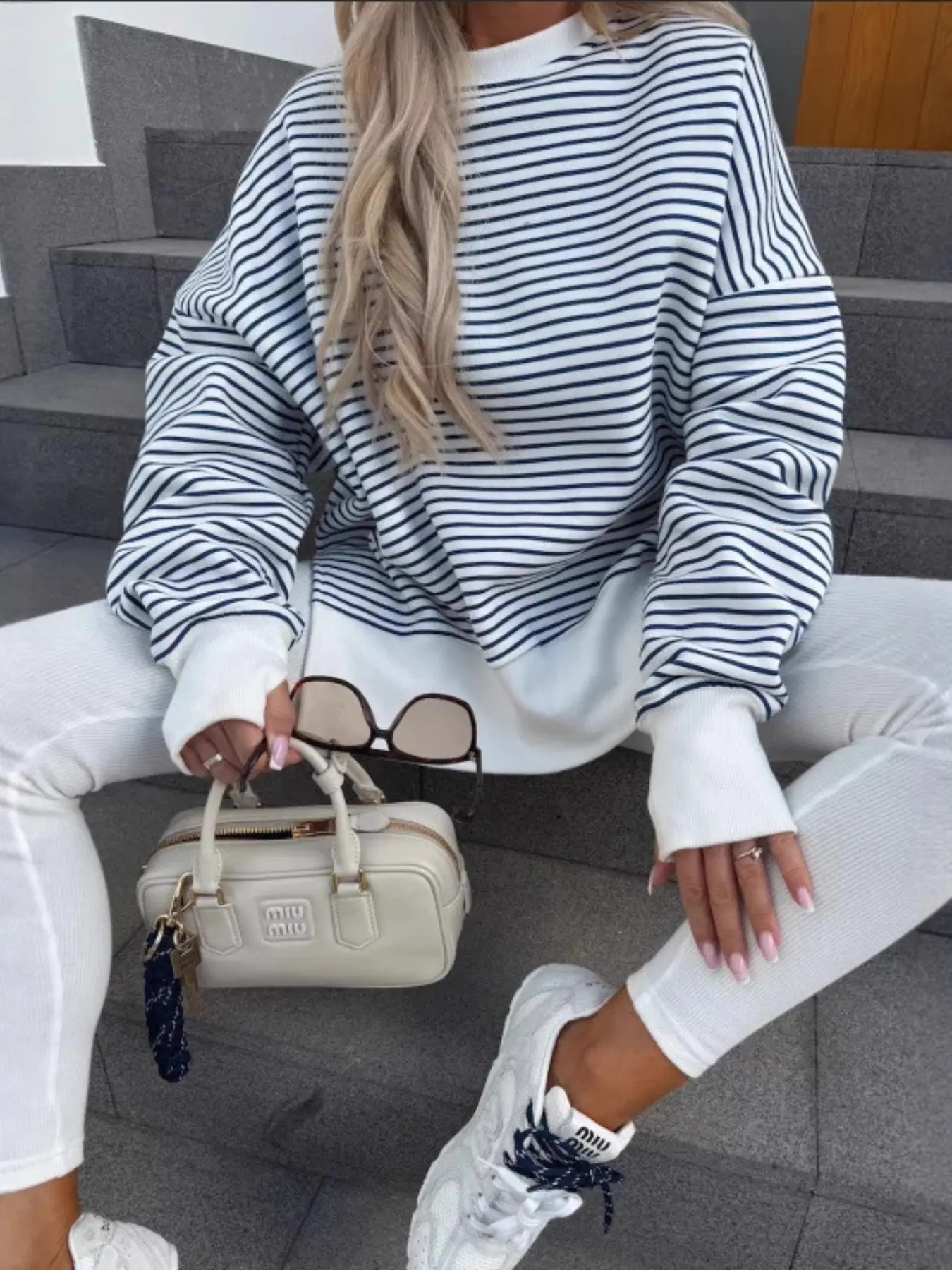 Women's Loose Round Neck Sweatshirt, Casual Striped Long Sleeve Top, Leopard Pattern, Fall & Winter, X-Type Silhouette, Pullover Hoodie