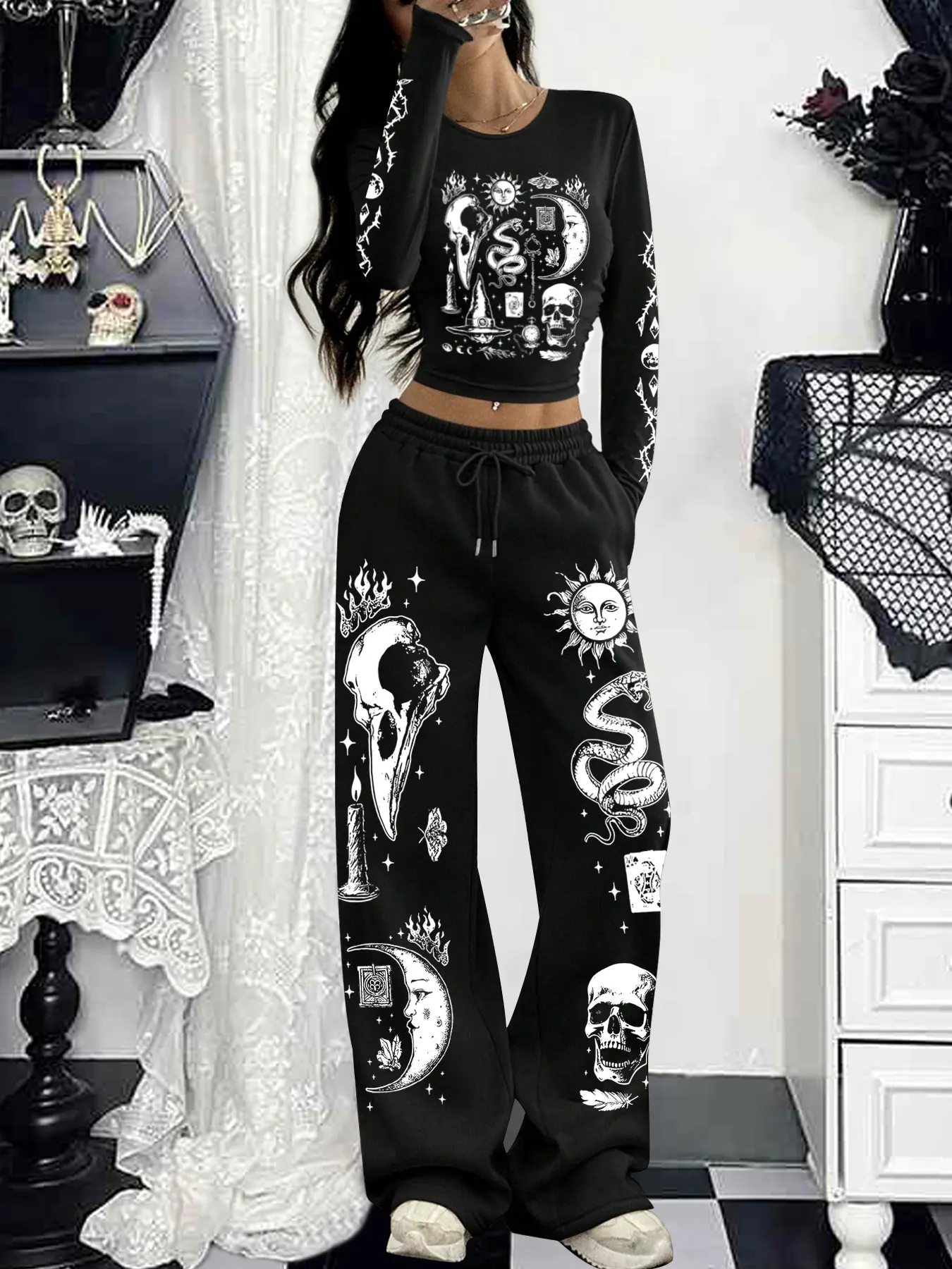 Women's Fitted Round Neck Long Sleeve T-Shirt Set with Drawstring Wide Leg Pants, Halloween Pattern Print, Comfortable Soft Fabric