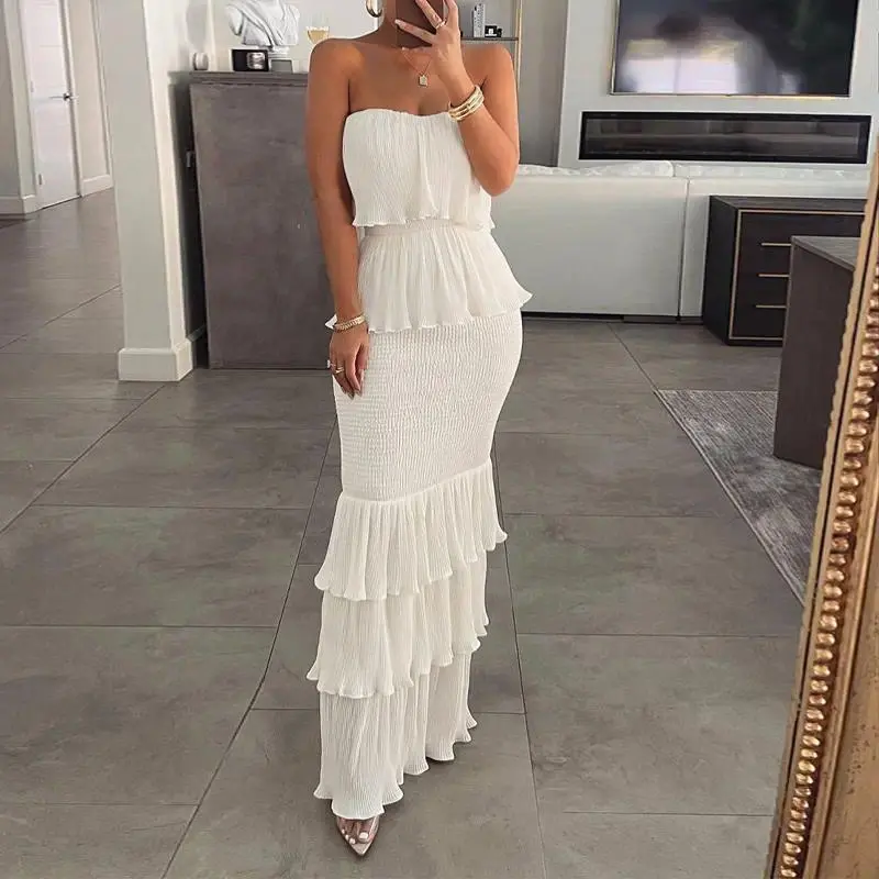 CHICME Women's Elegant Strapless Bandeau Dress - Shirred, Ruffle Hem, Tiered Skirt, Bodycon Cut, Sleeveless Layered Sundress for Wedding Guests