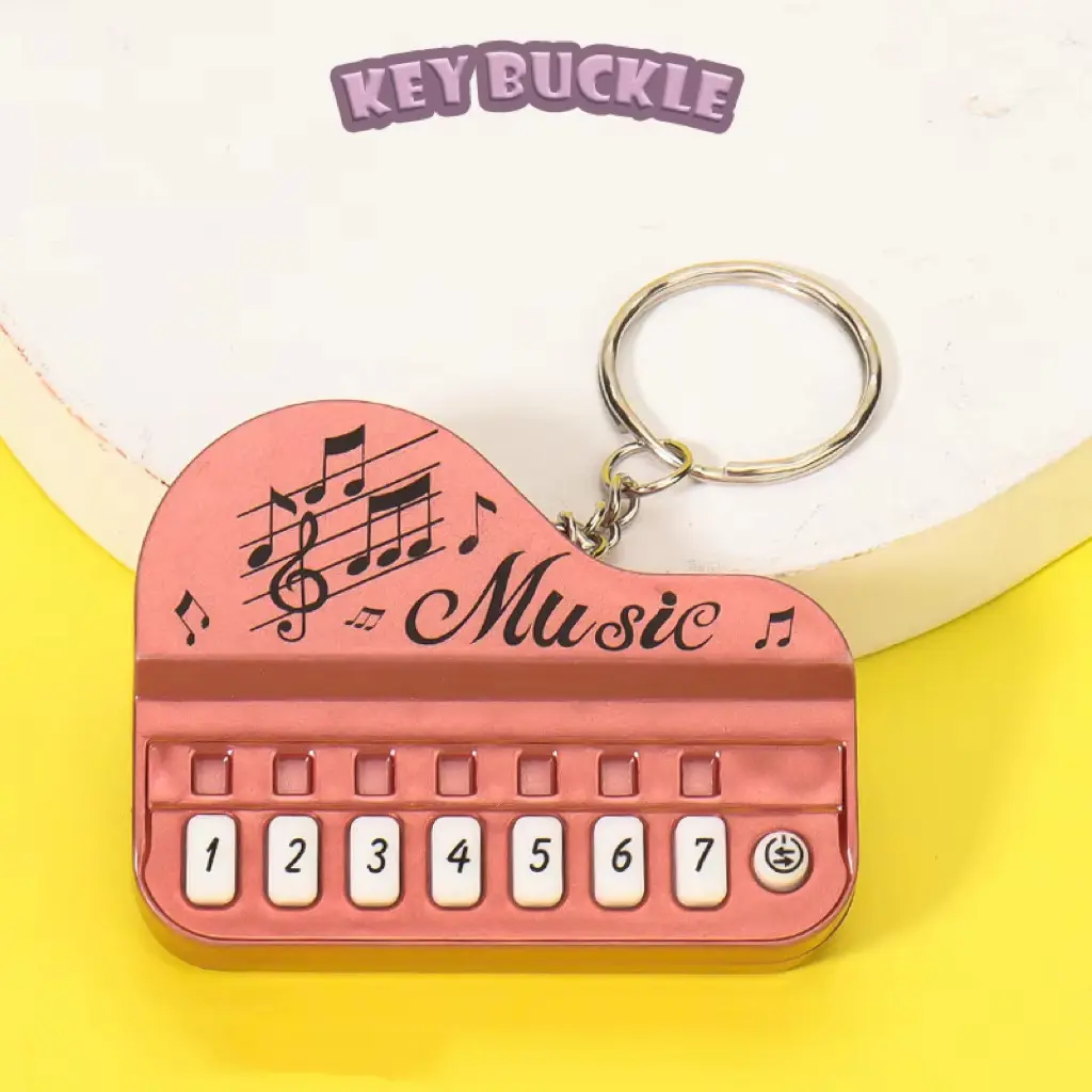Mini Portable Electronic Piano Keychain, Music Toy for Adults and Kids, Travel Piano Keychain, Gift for Music Lovers, Musical Instrument Accessory, Keychain Accessories