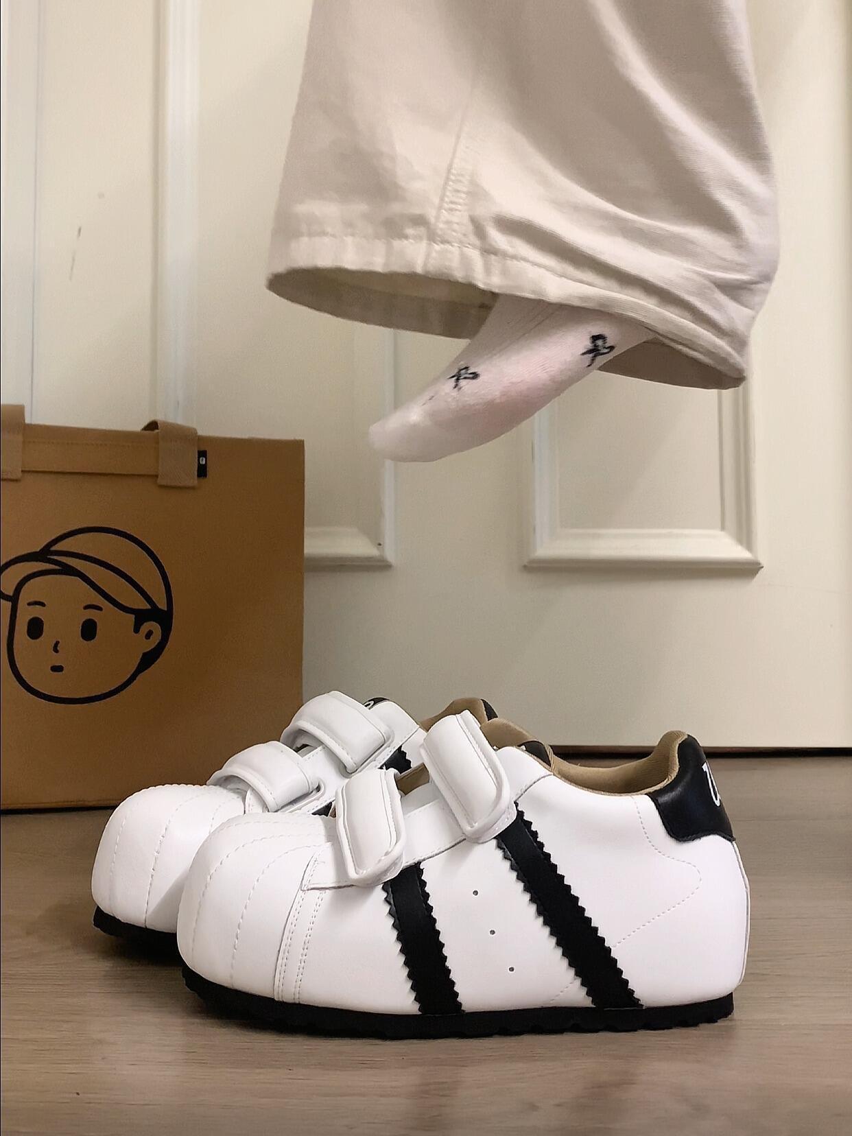 Women's shell-toe chunky shoes with 6CM internal height increase, Velcro closure, cute and quirky caterpillar bubble loafers