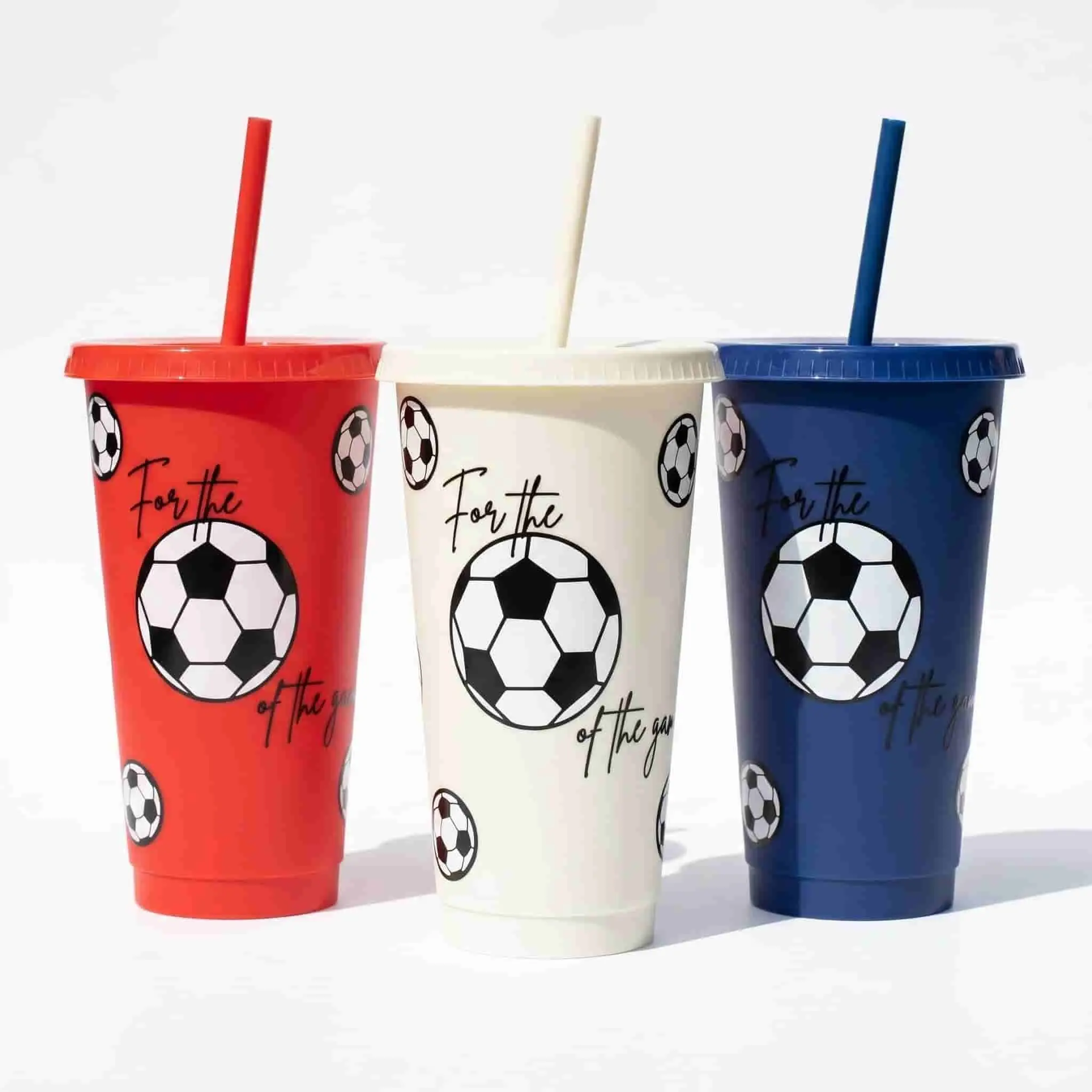 10pcs/24oz/710ml/Plastic Tumblers With Lid And Straw,Iced Coffee Cup,Festival Party Supplies,Captivating Soccer Love Artistry Featuring Peace Signs And Hearts A Must-Have Holiday Gift For Enthusiasts