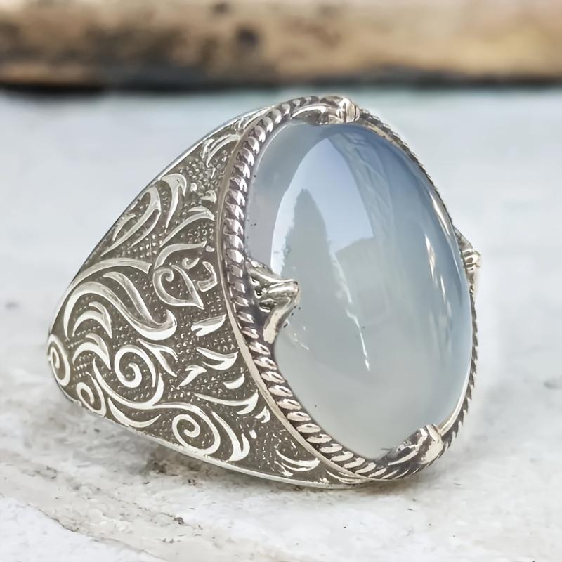 1pc Vintage Ring Inlaid Moonstone In Egg Shape Retro Flower Carving On The Band Suitable For Men And Women Match Daily Outfits Party Accessory