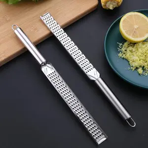 20cm Kitchen Grater, Lemon Citrus Fruit Peeler, Ginger Garlic Chocolate Cheese Spices Grater, Stainless Steel Kitchen Tool Accessory