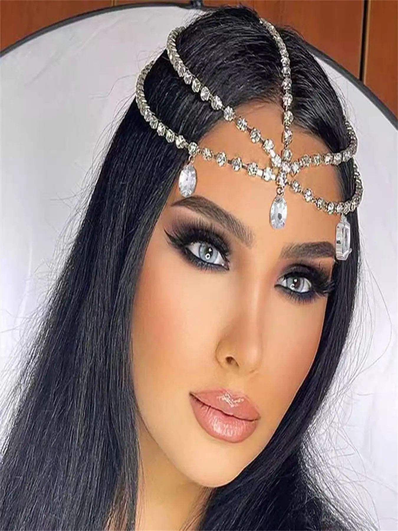 European and American Fashion Teardrop Forehead Chain, Unique Indian Style Vintage Teardrop Headband Jewelry for Women Wedding Bridal Hair Accessories