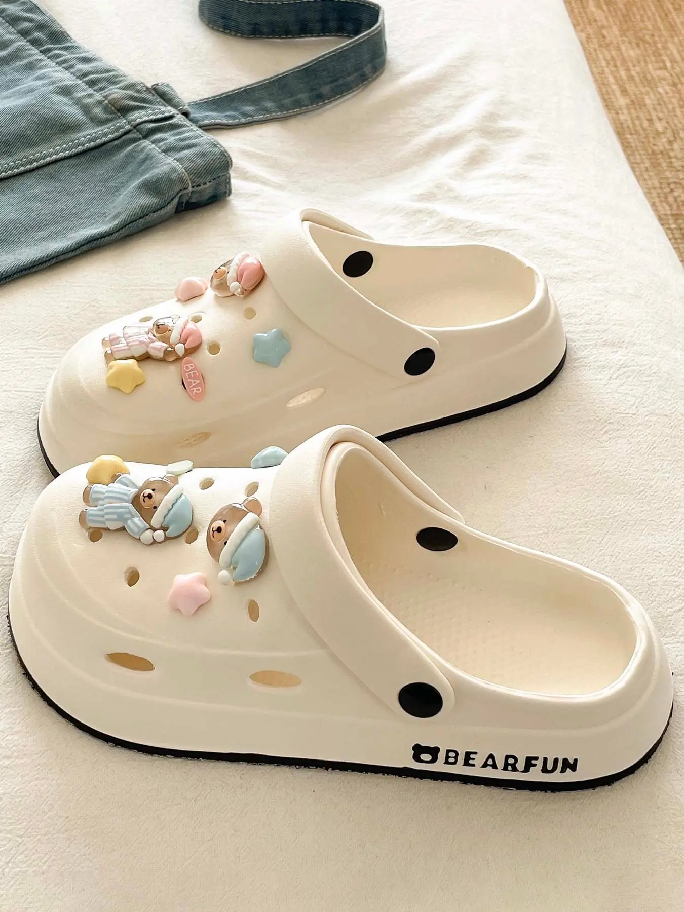 Women's Eva Thick Sole Holey Sandals, Summer Outdoor Breathable Lightweight Slip-On Beach Shoes, Student Dormitory Casual Footwear, Breathable Slippers