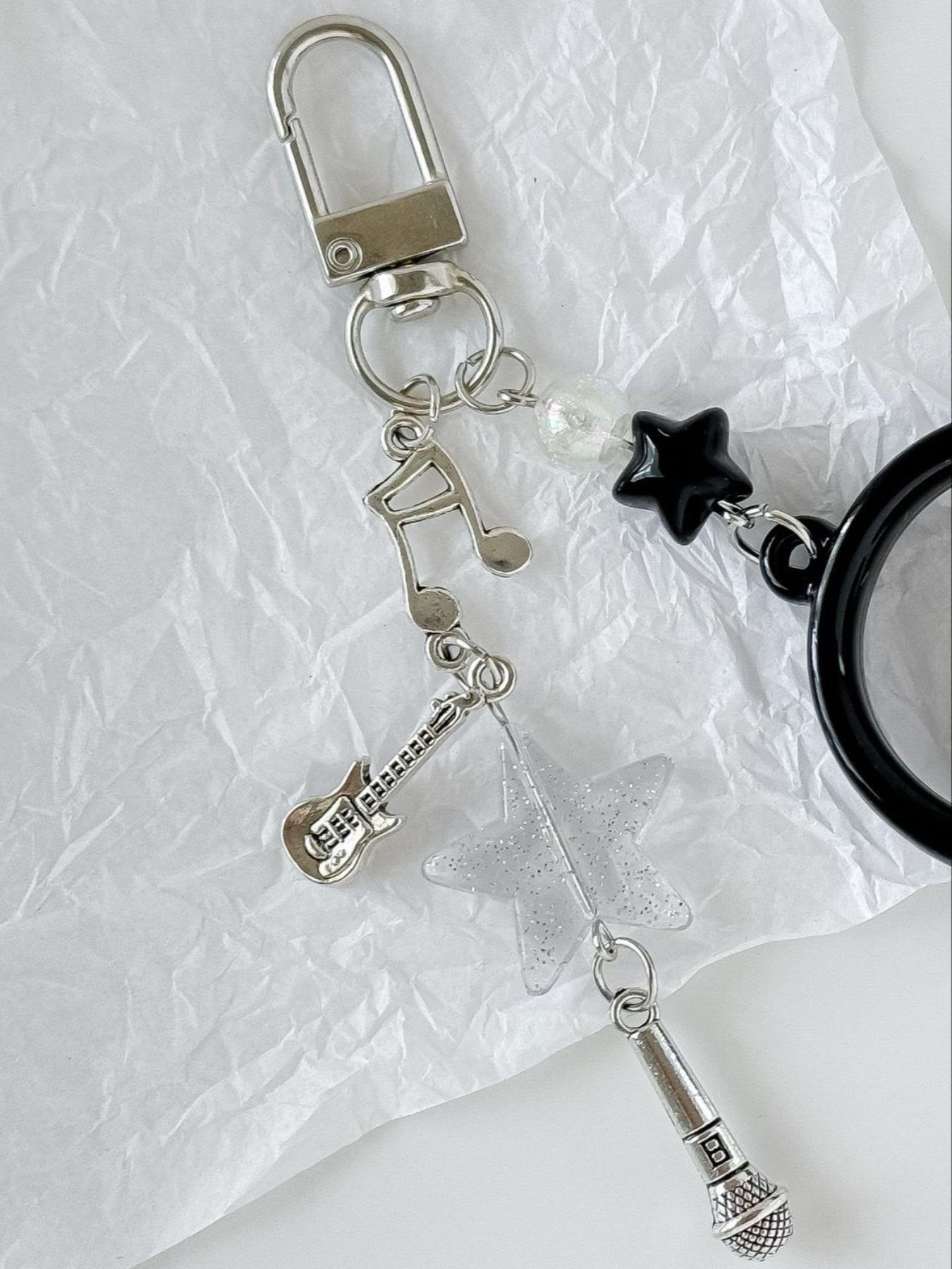 Creative Mini Music Earphone Keychain, Guitar Note Design, Unique Musical Accessory, Perfect Gift for Musicians & Music Lovers