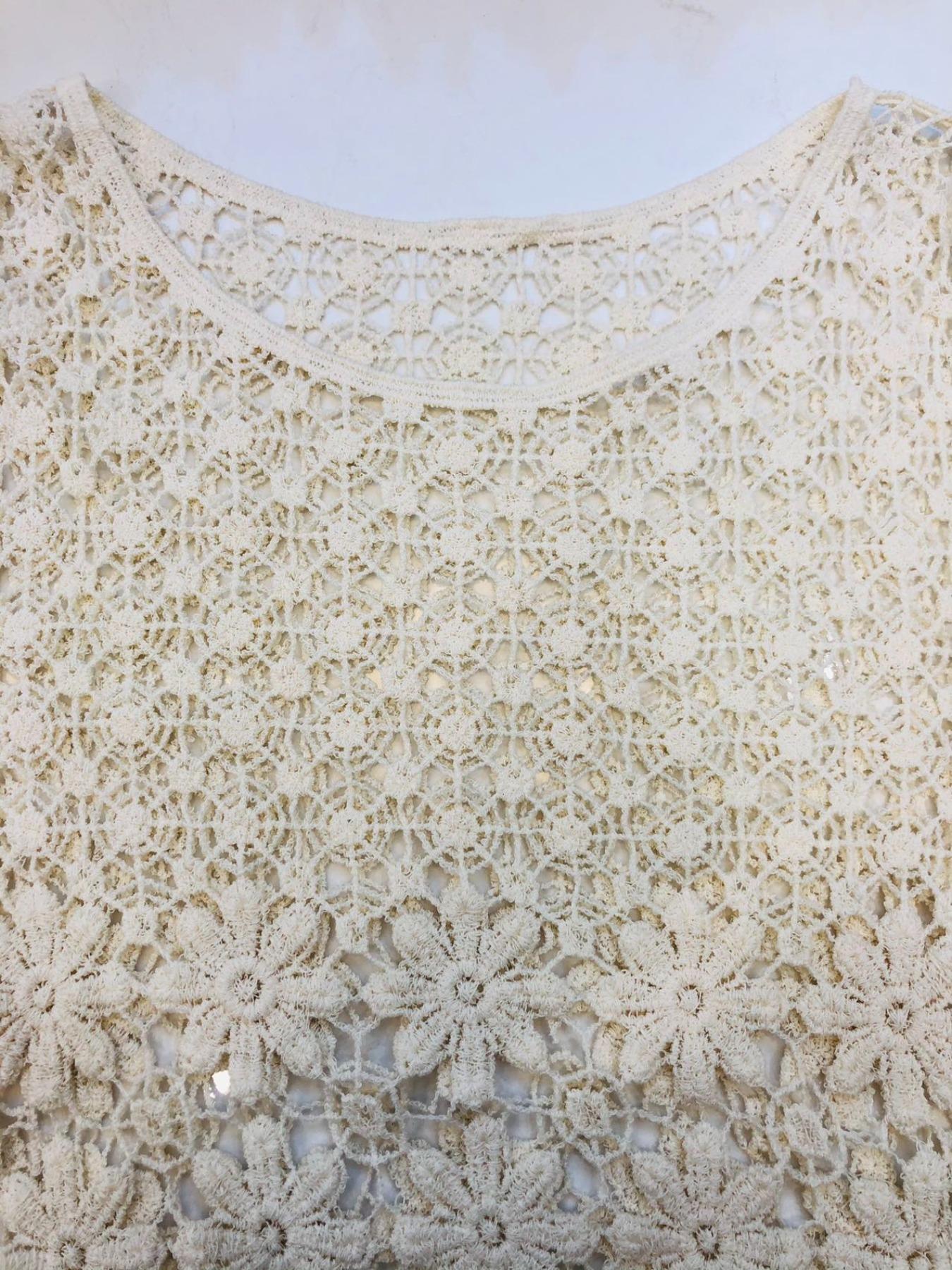 Women's Floral & Geometric Embroidery Hollow Out Crop Sheer Cover Up Top, Casual Long Sleeve Round Neck Cover Up Top for Beach Holiday Vacation, Ladies Clothes for All Seasons