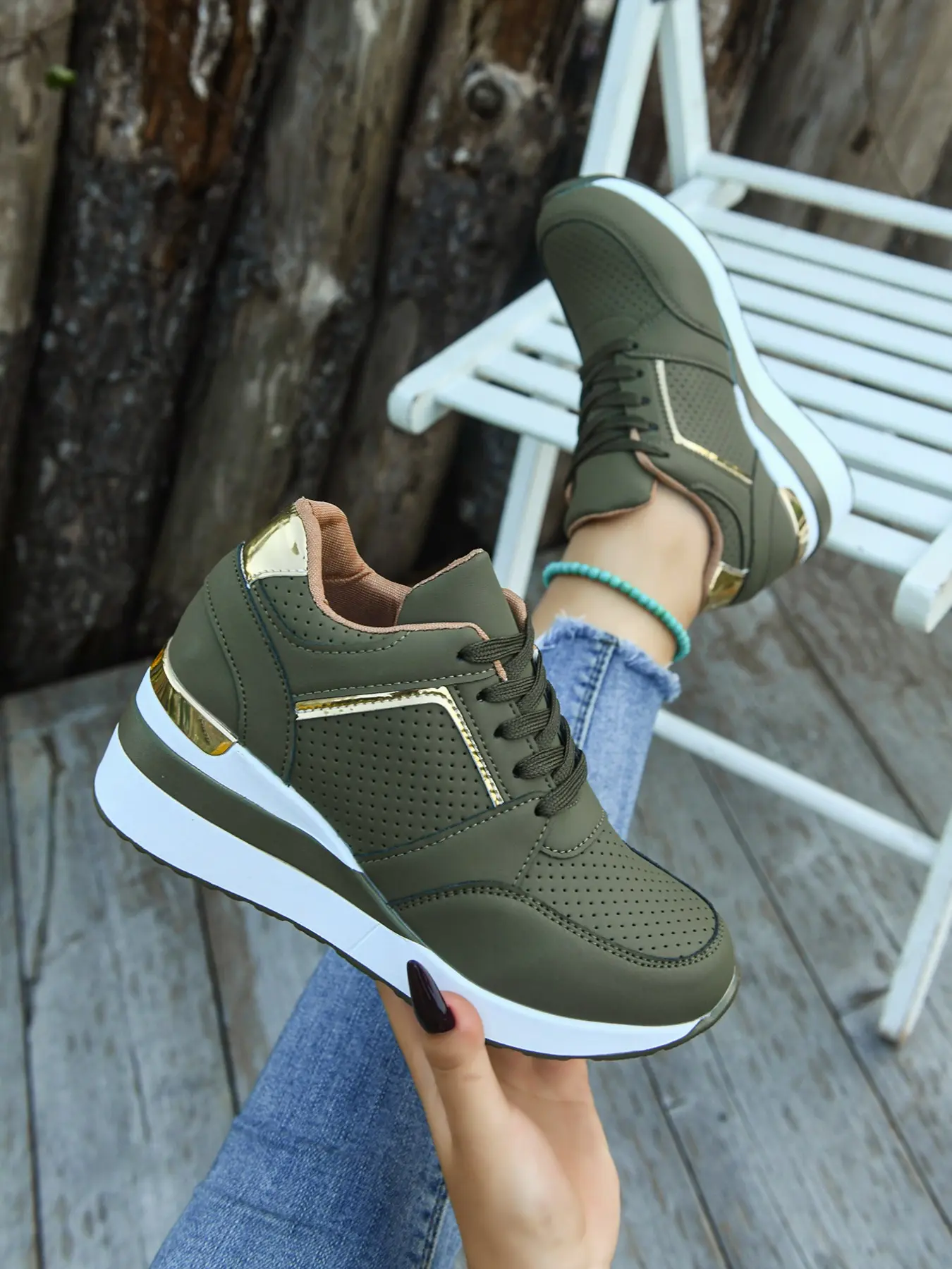Women's Wedge Sneakers, Breathable Mesh Lace-Up Casual Shoes, Comfortable Soft Sole, Versatile Commuter Footwear for Everyday Use