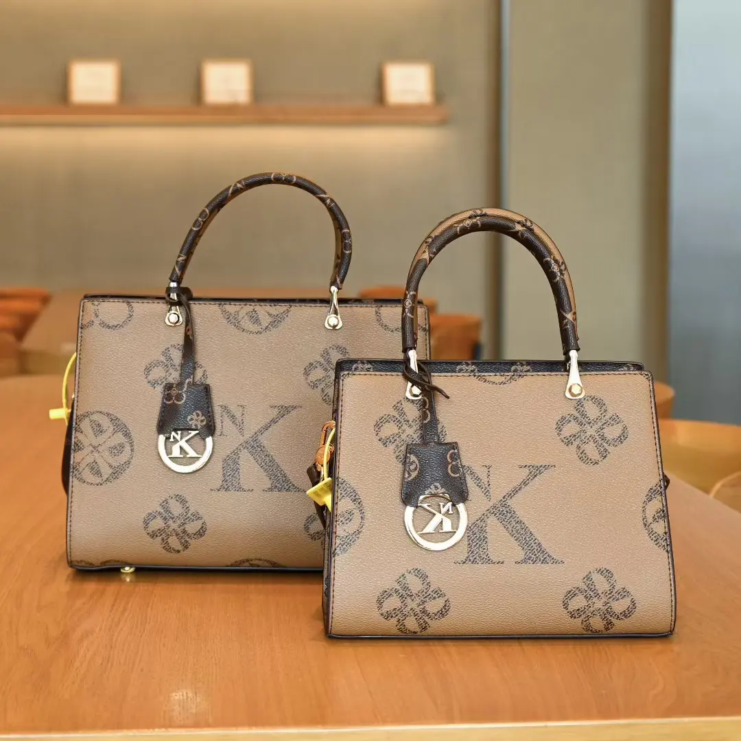 2026 New Stylish Large-Capacity Tote/Shoulder/Crossbody Bag for Women and Moms