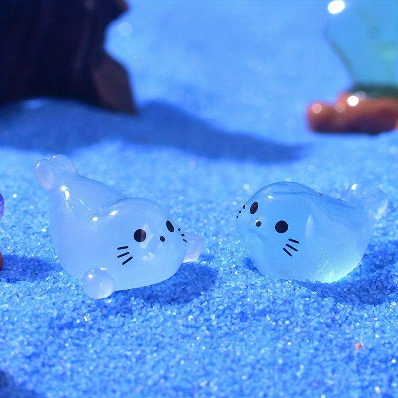 Glowing Mini Seal Resin Figurines Set, Creative Desktop Home Decor, Random Cute Cartoon Animal Models, Perfect Gift Idea, Cute Collectible Figurines