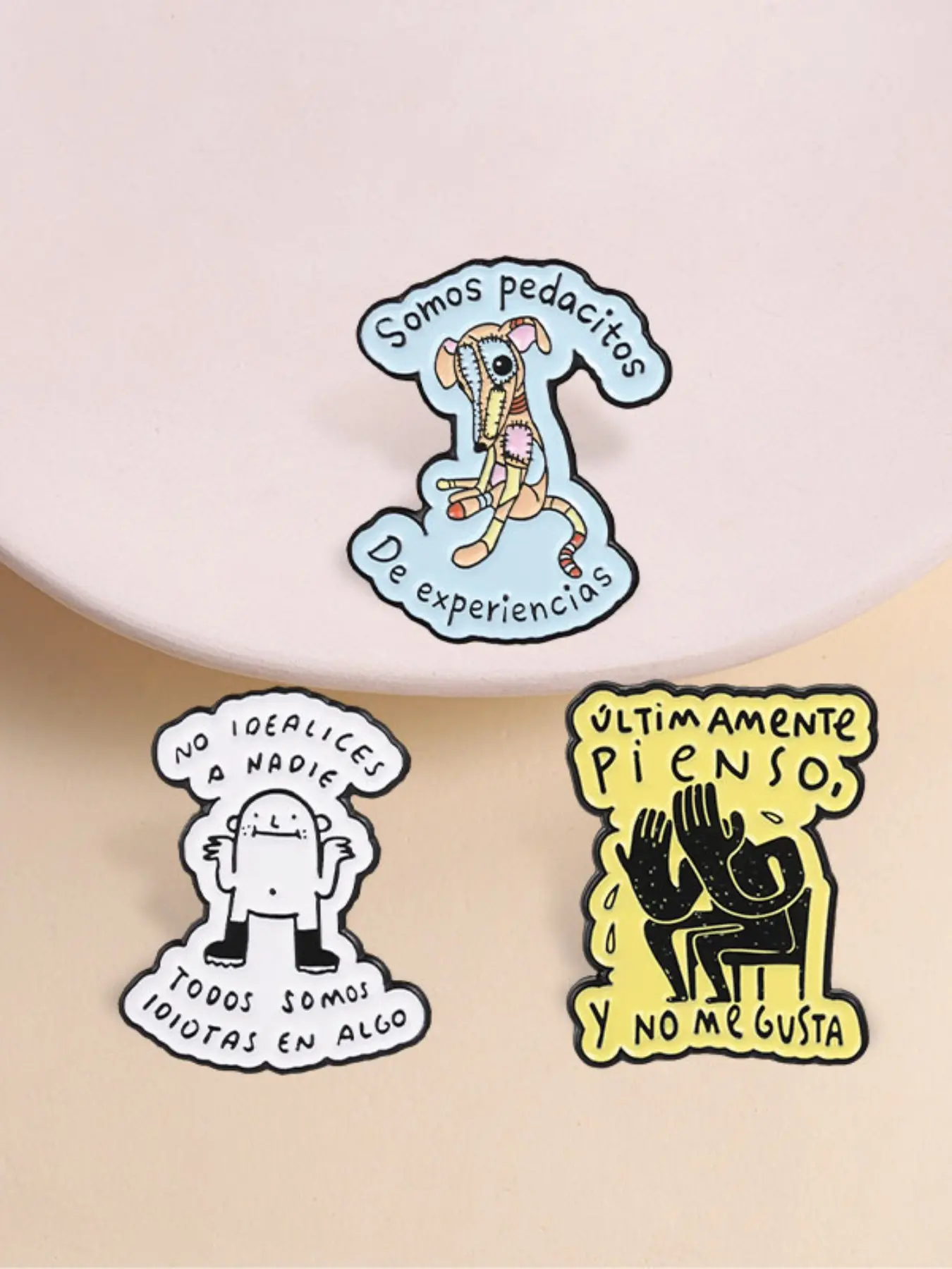 3pcs Spanish Psychological Emotion Quote Enamel Pin,Abstract Figure,Stitched Doll Dog Design Badge,Fashion Accessory,Gift for Friend