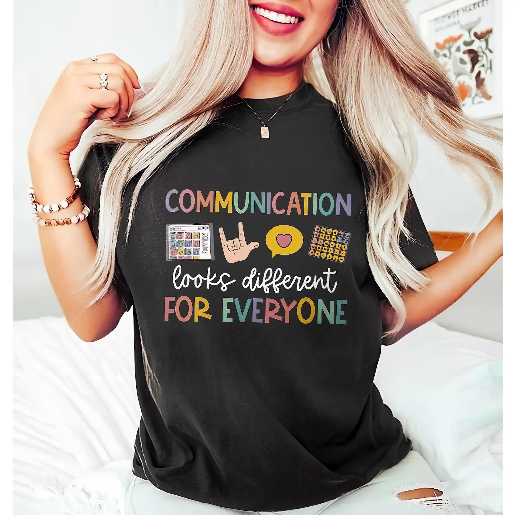 100% Cotton Unisex Round Neck Tee, Communication Looks Different For Everyone ASL Heart AAC Device Chest Graphic Loose Casual Top, Colorful Neurodiversity Inclusion Quote Print For Teacher Therapist Daily Soft Breathable Summer Gift, Non-Washed Fabric