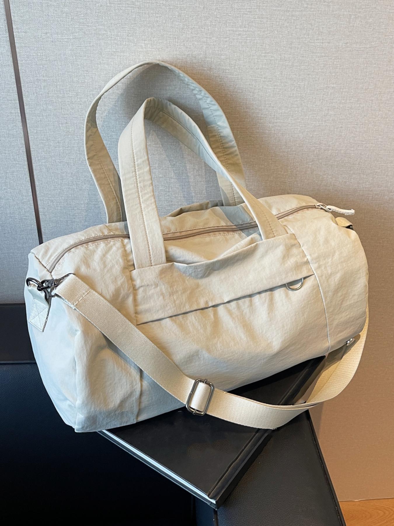 Women's large capacity fitness bag, gym bag, sports style, can be carried on one shoulder, casual commuter bag, light and practical, yoga bag, suitable for short trips, business trips, sports and fitness