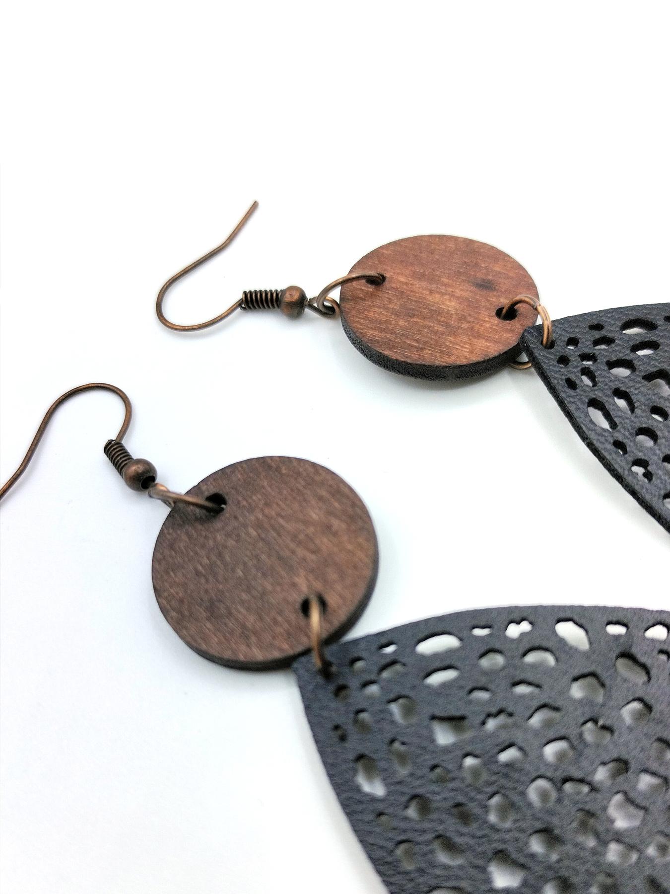 Women's Elegant Hollow out Water Drop Shape Dangle Earrings, 1 Pair Trendy Vintage Retro Dangle Earrings, Chic Gorgeous Jewelry As Gift for Girlfriend