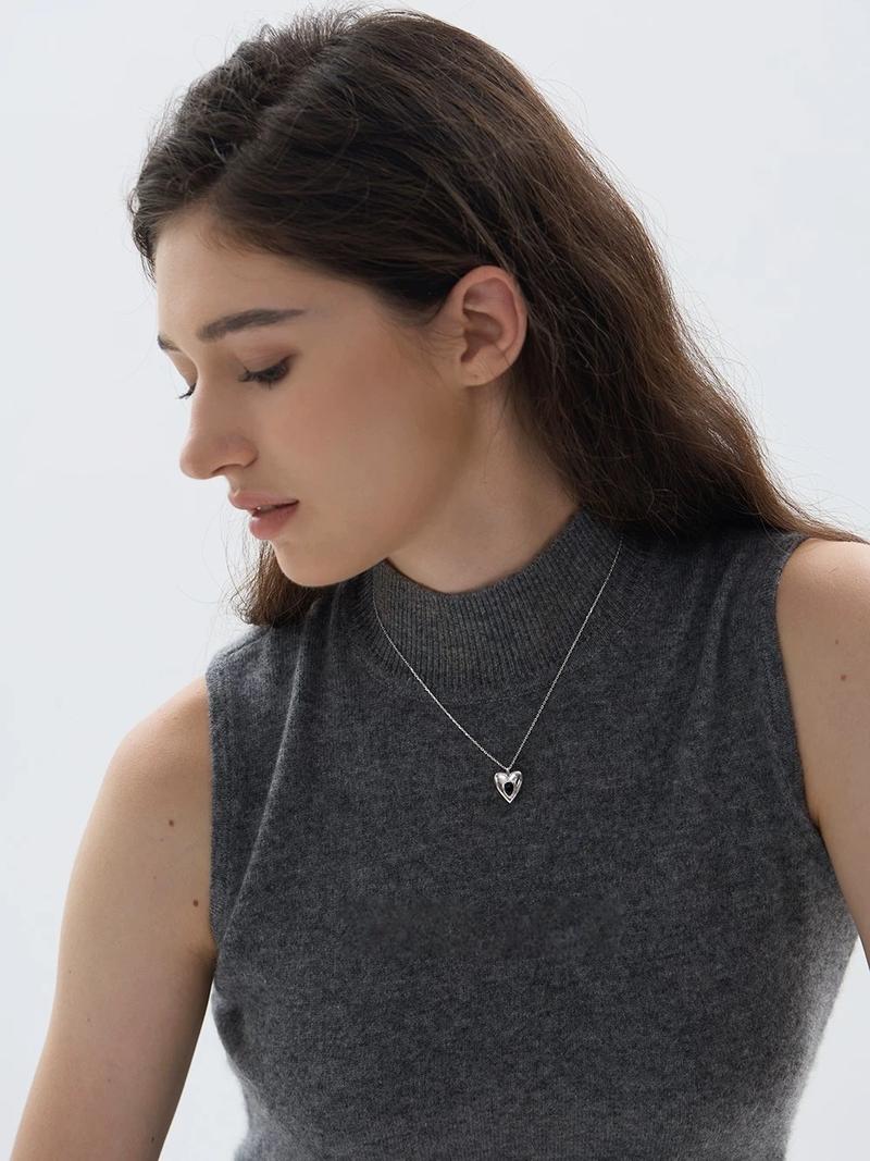 BrillBas-CMM012-S925 Silver Agate Water Drop Heart-Shaped Necklace for Women – Luxury, Niche, High-End Design – Valentine’s Day Gift