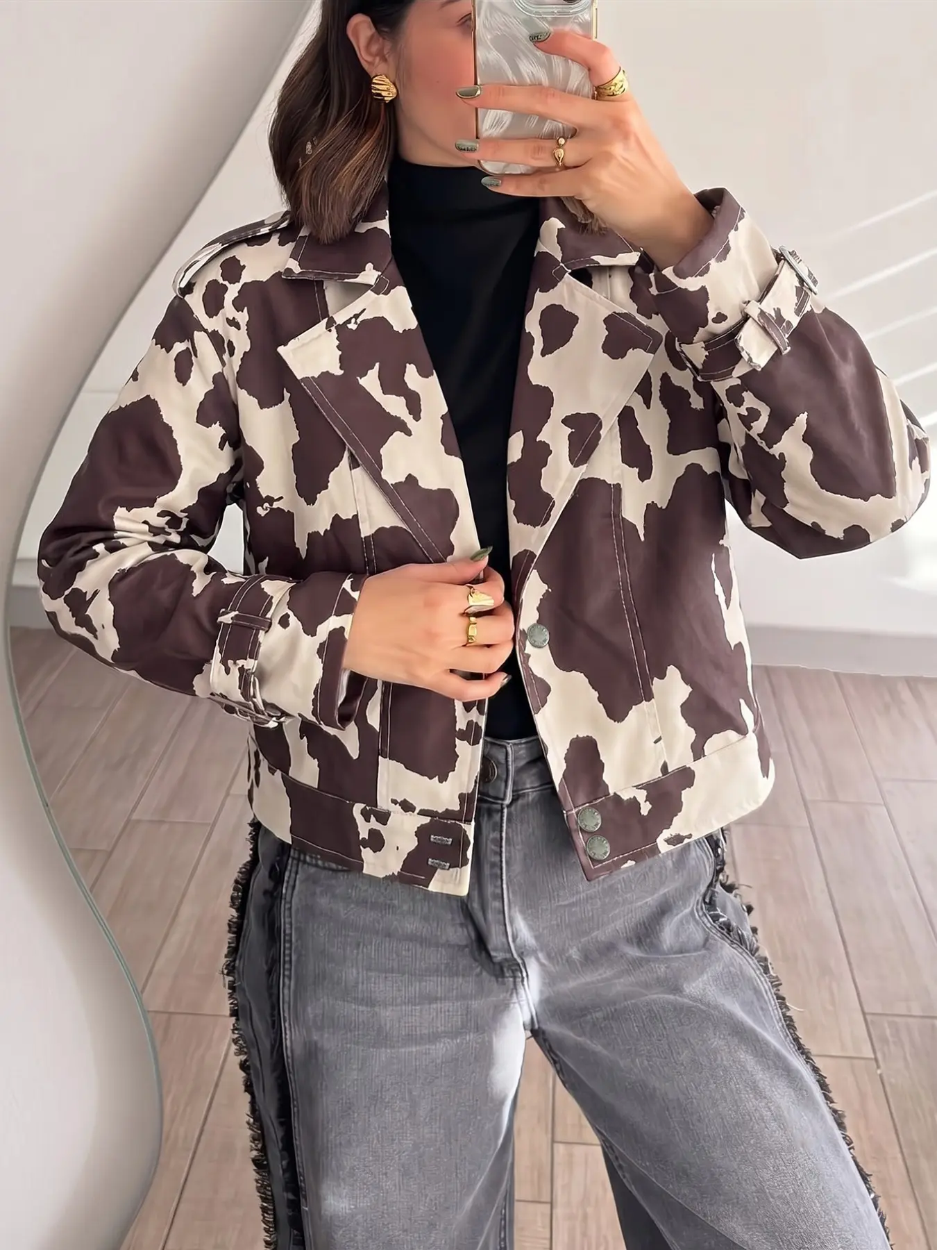2026 American Retro Cow Print Short Work Jacket for Women, Spring & Fall, Loose Fit, Motorcycle Style, Versatile Top for Petite Sizes