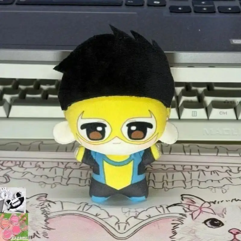 10cm Stuffed Invincible Mark Grayson Plushie Toys Peripherals Plush Dolls Backpack Decorative Pendant Keychain Holiday Gifts