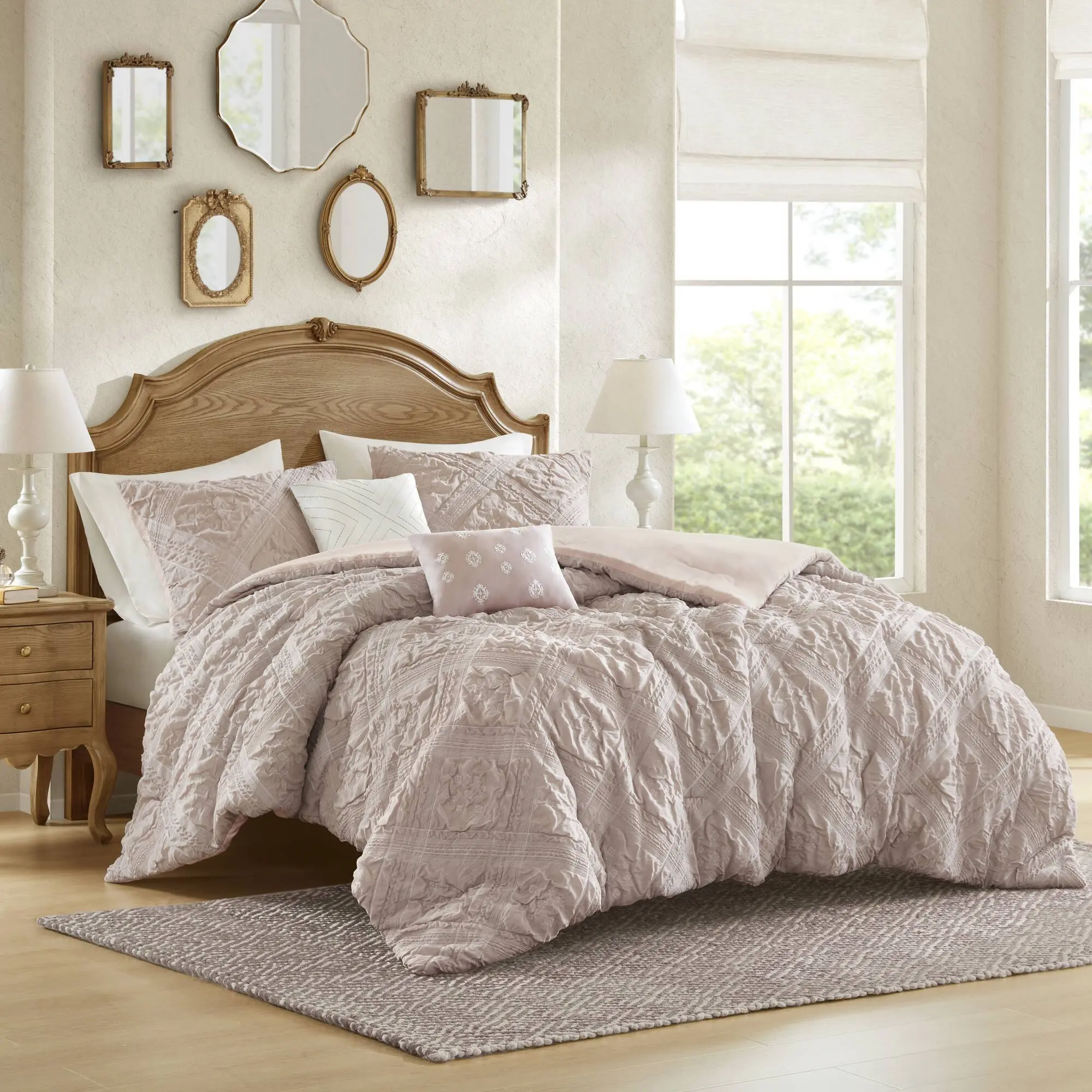 Nokaa King Size 5-Piece Sculpted Jacquard Comforter Set – Pink Bedding Ensemble with Comforter, Shams & Decorative Pillow for Bedroom, Guest Room, Hotel, Dorm