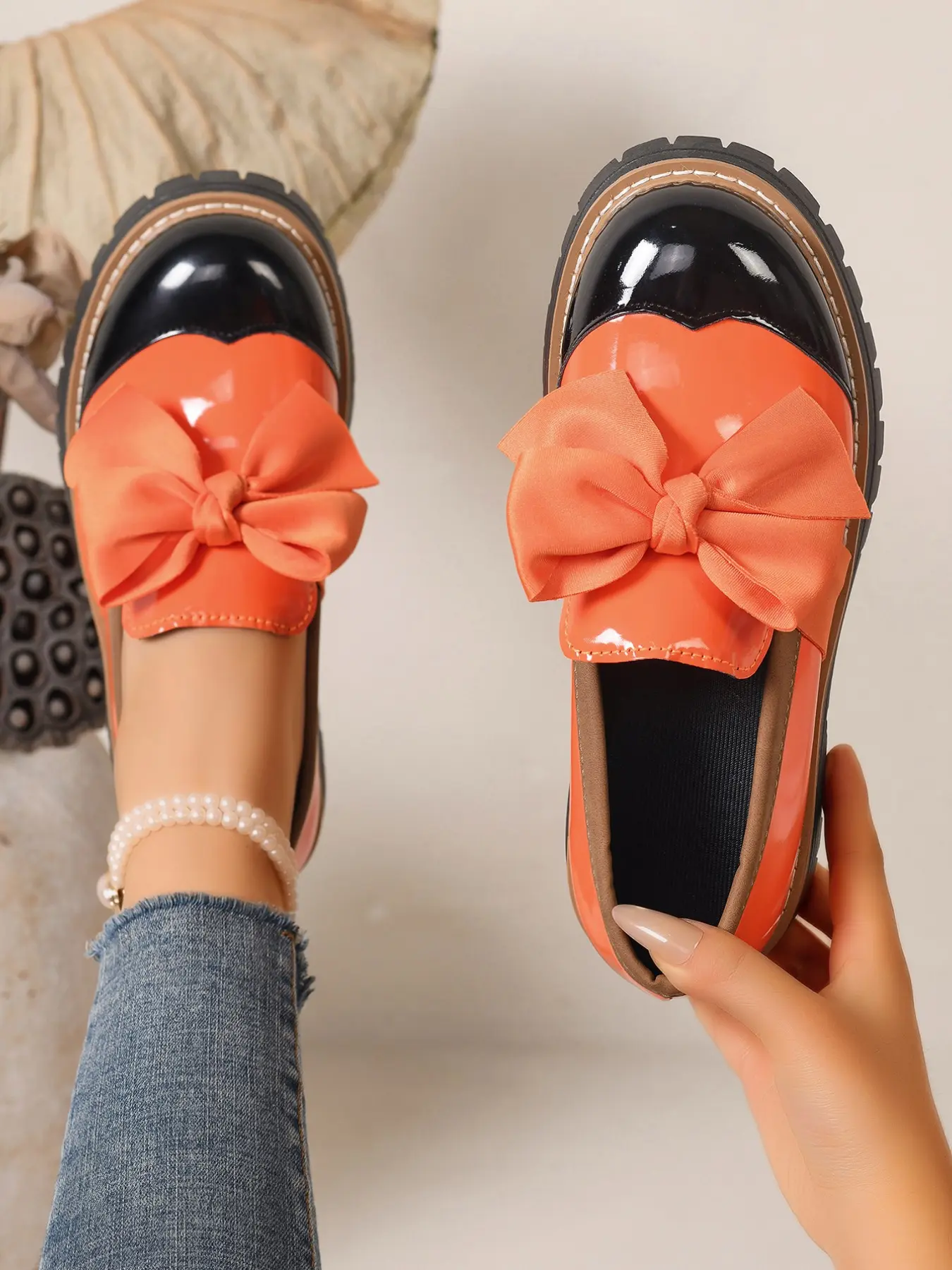 Women Patent Leather Platform Loafers, Cute Brown Bow Decor Slip On Shoes, Preppy Style Chunky Thick Sole Mary Jane Shoes, Casual Height Increasing Black Loafers for Girls Student Daily Wear School Outfit Fashion Footwear