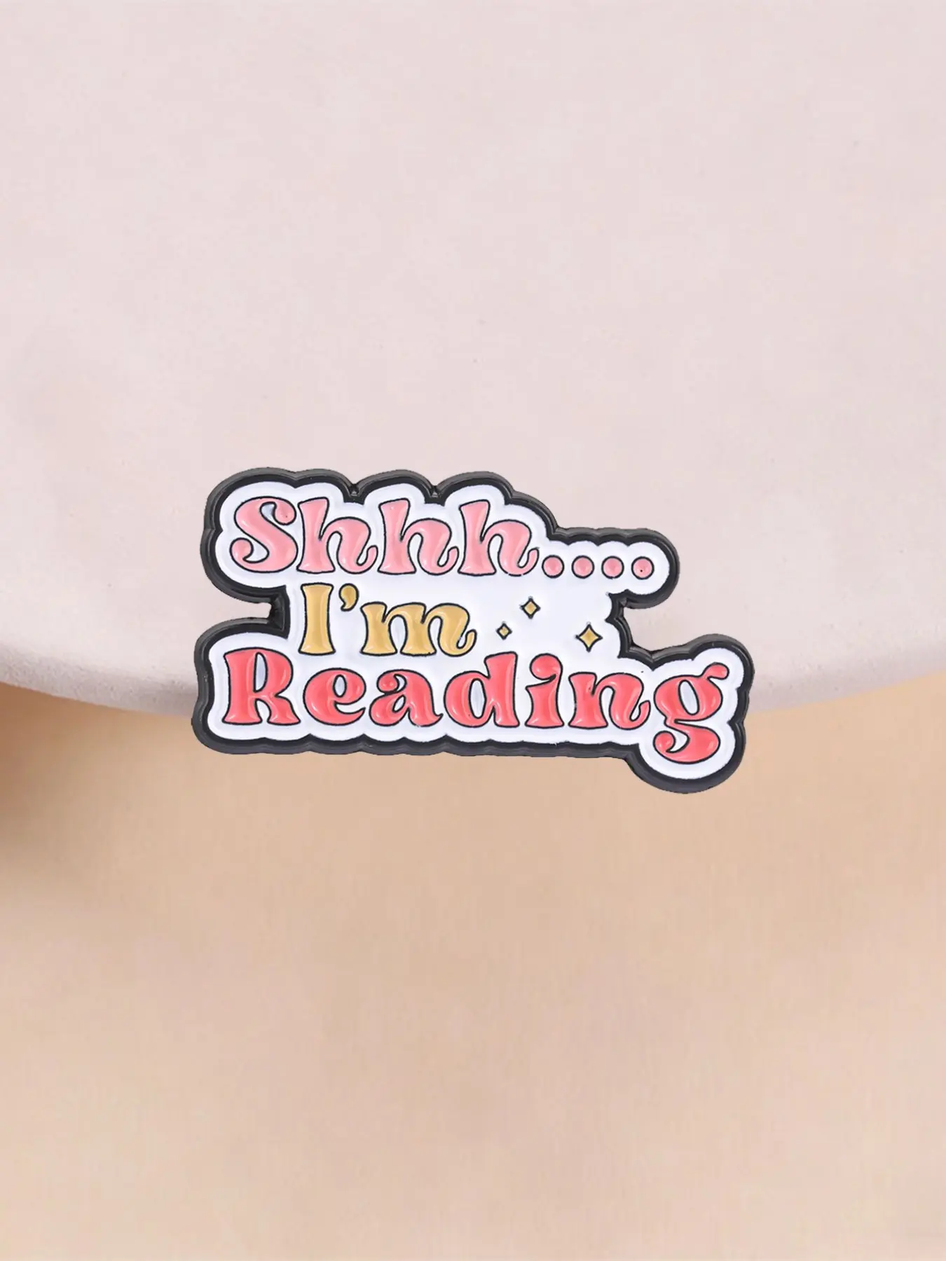 Retro Vintage Bubble Letter Enamel Pin, Shhh I'm Reading Quote Lapel Brooch, Bookworm Reader Gift, Book Lover Accessory, Unique Fashion Jewelry