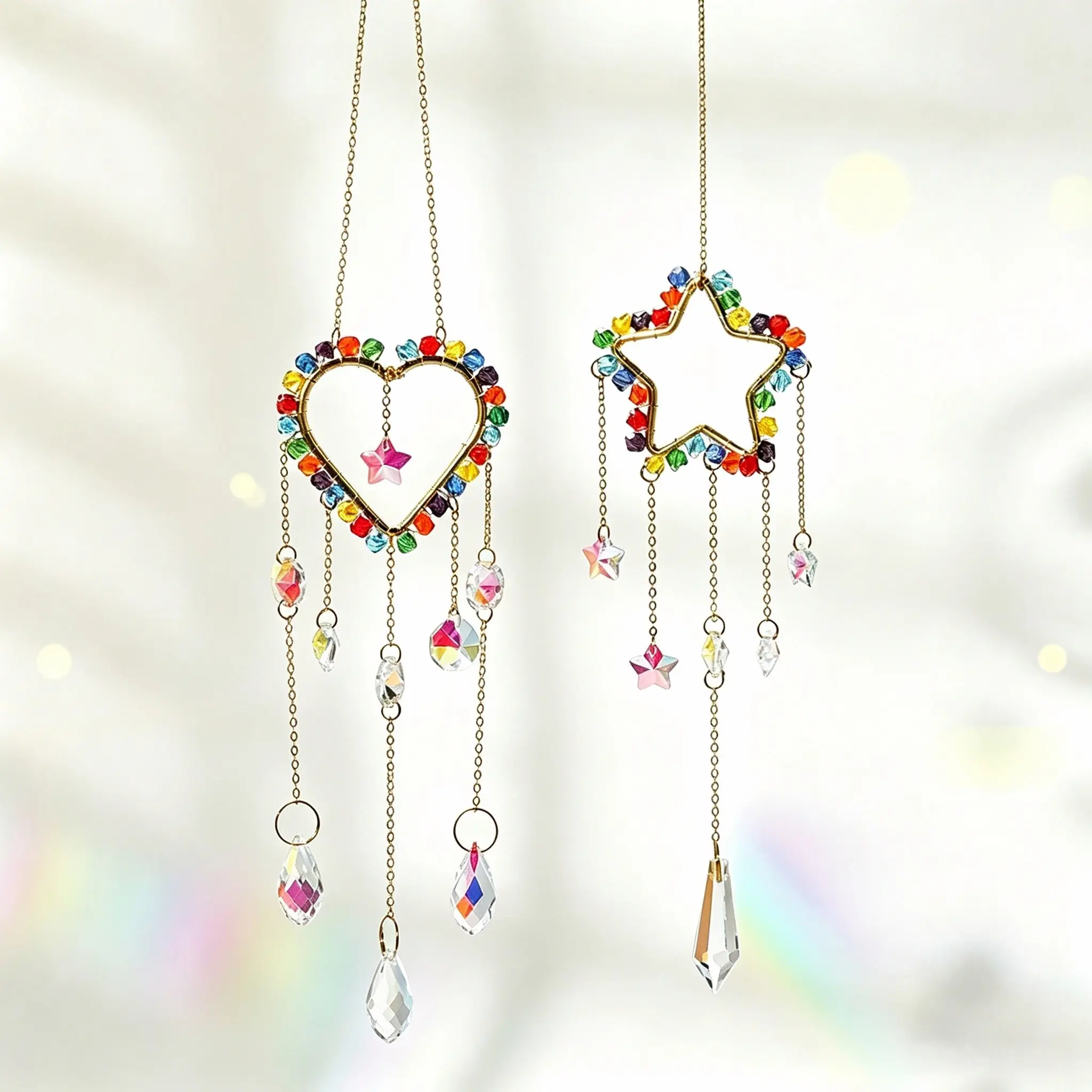 Rainbow Crystal Sun Catcher Pendant, Heart Star Shape Crystal Prism Decor, Sunlight Refraction Rainbow Light, Home Garden Balcony Decoration Gift, Hanging Ornaments