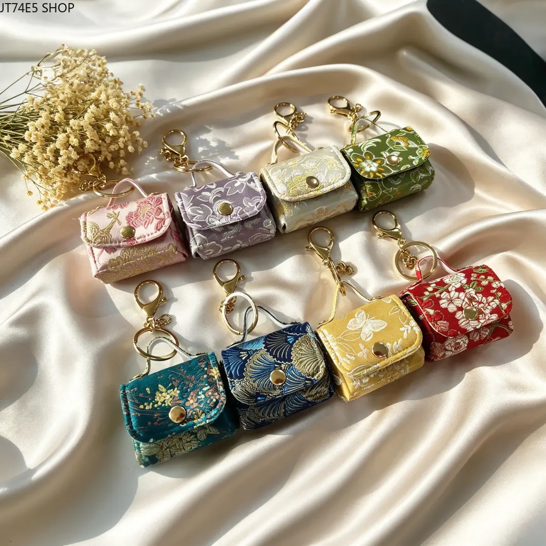 New Chinese Jacquard Mini Earphone Bag Pendant, National Style Embroidered Coin Purse Keychain, Multiple Colors Available