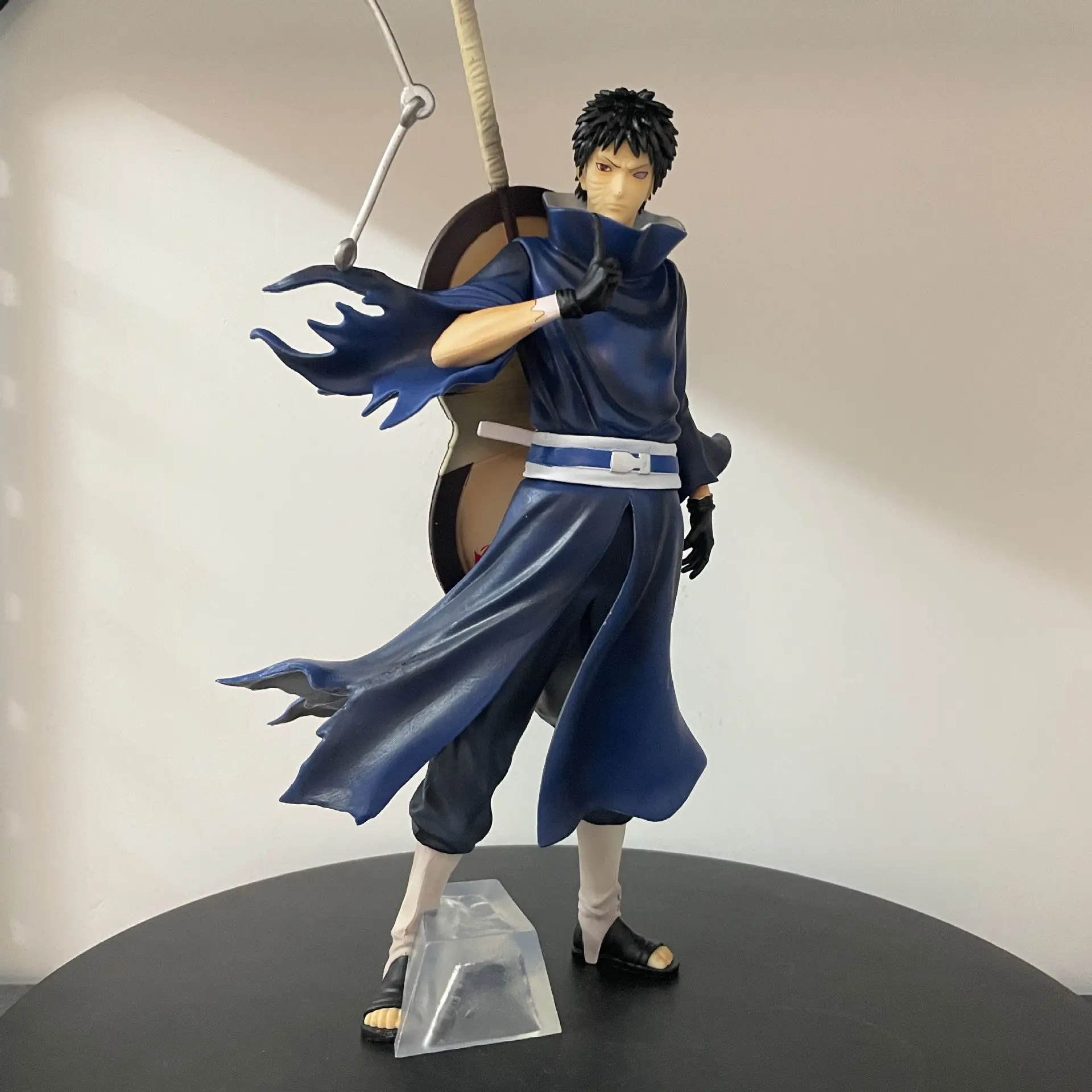 Naruto Uchiha Sasuke Mask Figure 35cm, Replaceable Head Sculpture with Uchiha Fan, PVC Collectible Statue, Desktop Ornament Gift, Desktop Decor Figures