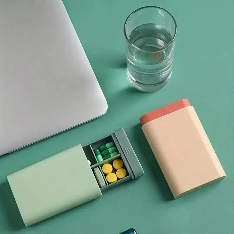 Portable Pill Organizer, Medicine Organizer, 3 Counts Random Color Multi-grid Pill Box, Pill Storage Box for Travel, Small Organizer for Daily Use, Healthcare, Convenience