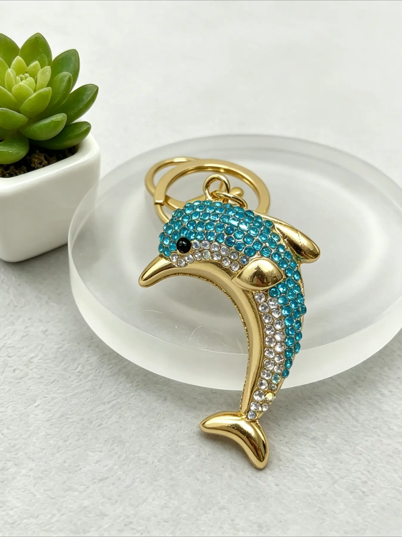 1PC Rhinestone Dolphin Glitter Keychain Key Ring, Alloy Sea Animal Bling Bag Charm Pendant, Cute Summer Beach Nautical Backpack Accessory Jewelry Gift for Girls & Ocean Lovers