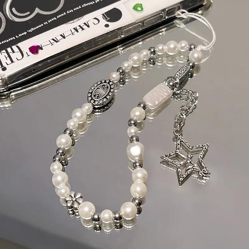 Angel Girl Phone Chain Pendant, Beaded Phone Strap Jewelry, Ccd Camera Keychain, Bag Charm, Anti-Loss Phone Lanyard, Phone Charms, Fashion Accessory for Women and Girls