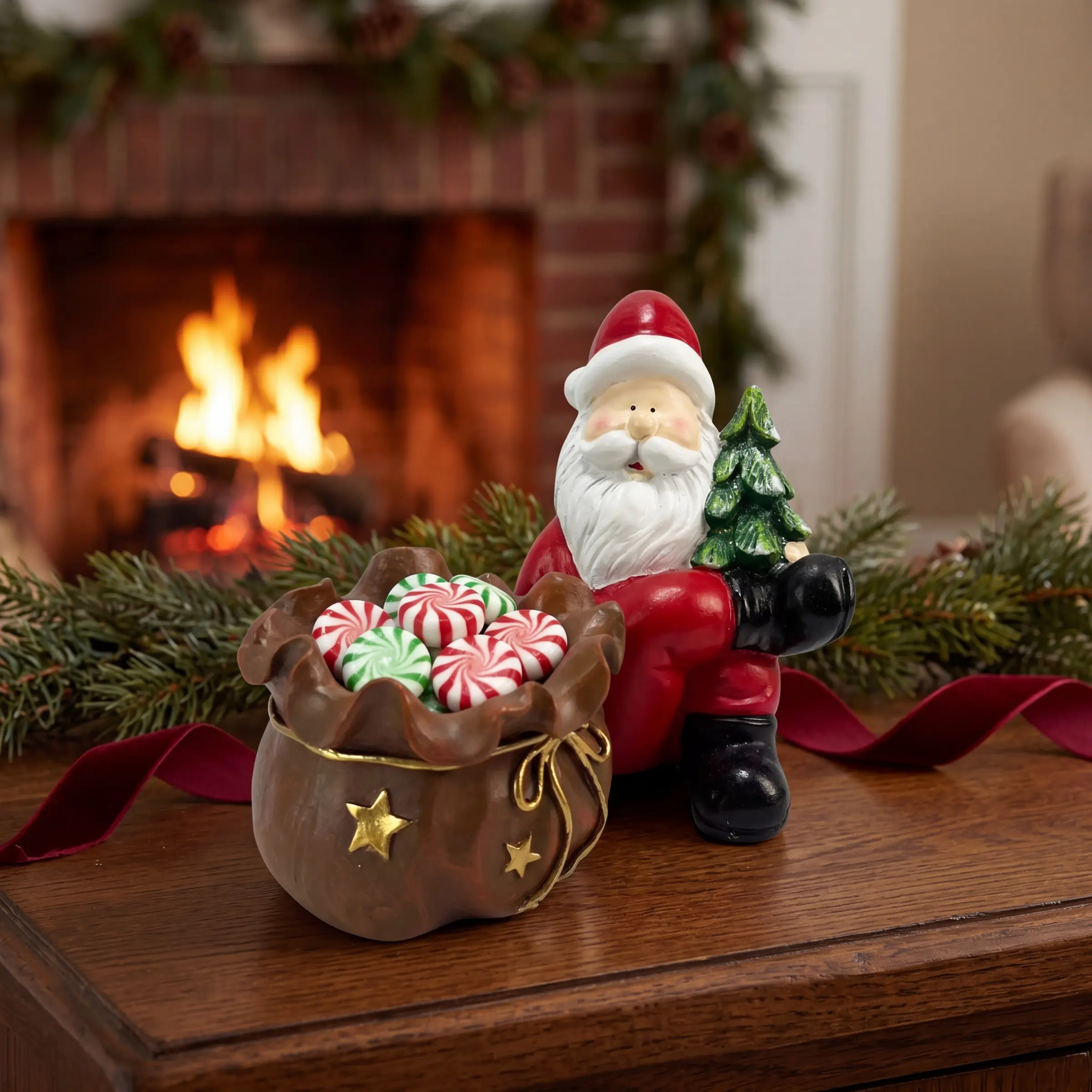 Santa Claus Resin Candy Dish with Gift Bag Design, Christmas Tabletop Decor Bowl, Holiday Snack Storage Holder, Retro Style Statue Figurine Ornament