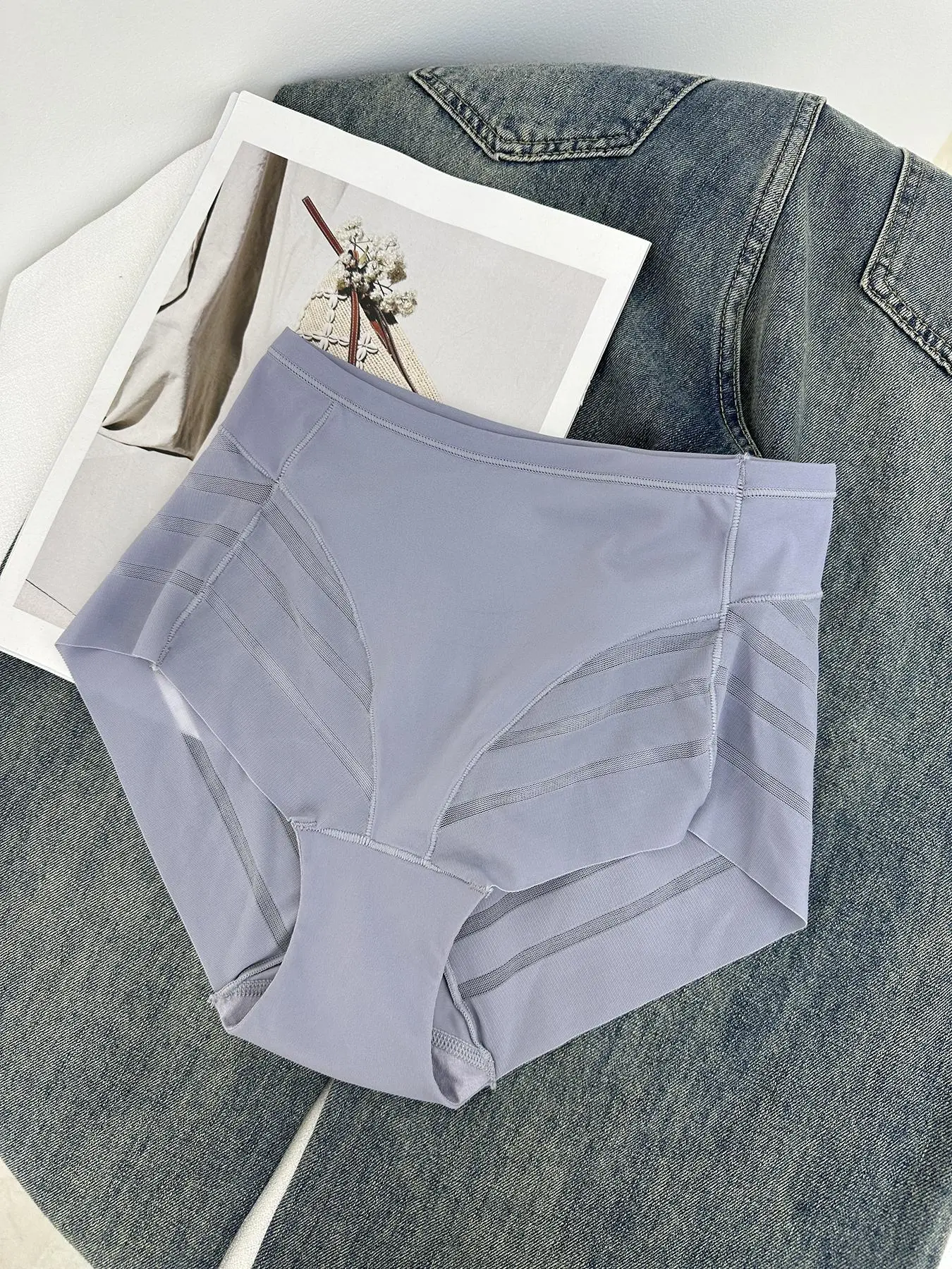 Mid-Waist Striped Mesh Patchwork Triangle Panties, Comfortable Daily Wear, Breathable Plus Size Women's Underwear, Thin Style