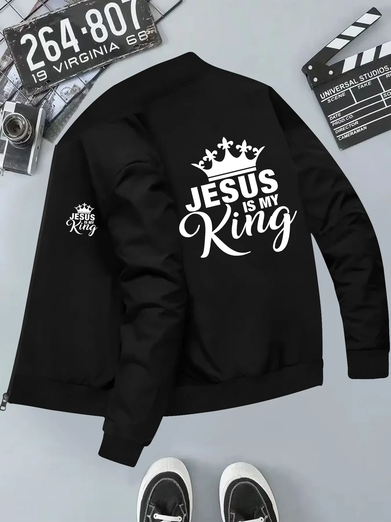 Men's Hooded Casual Jacket with Crown and Handwritten Text Print, Long Sleeve Loose-Fit Outerwear for All Seasons