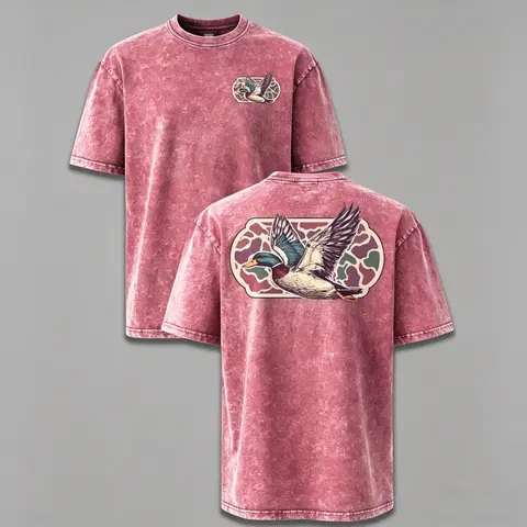 Vintage Washed Mallard Duck Camo Frame T-Shirt – Oversized Waterfowl Hunting Graphic Tee for Men, Casual Southern Outdoor Shirt, Gift for Duck Hunters & Waterfowl Enthusiasts
